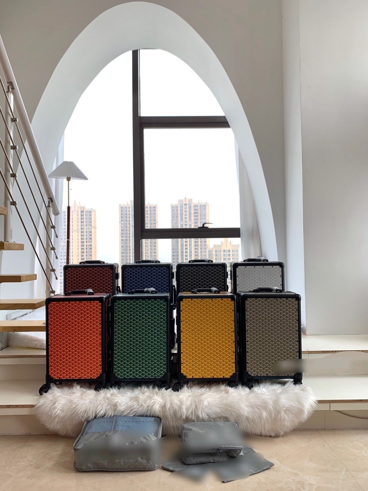 Durable Hardside Spinner Suitcase Set with Travel Packing Cubes