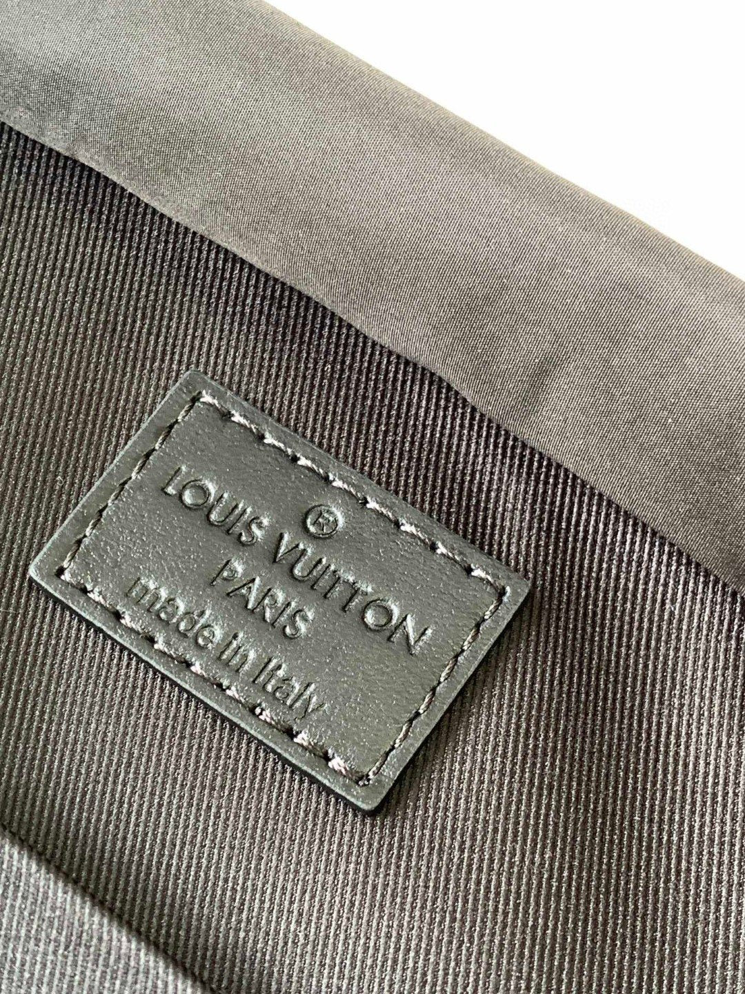 Louis Vuitton Discovery Backpack PM Monogram Eclipse Canvas