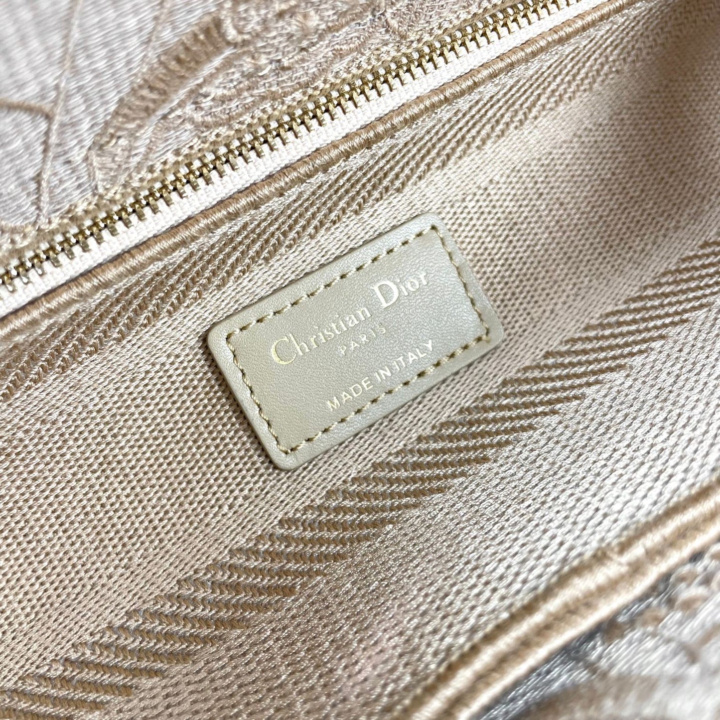 Dior Elegant Beige Embroidered Canvas Handbag with Shoulder Strap