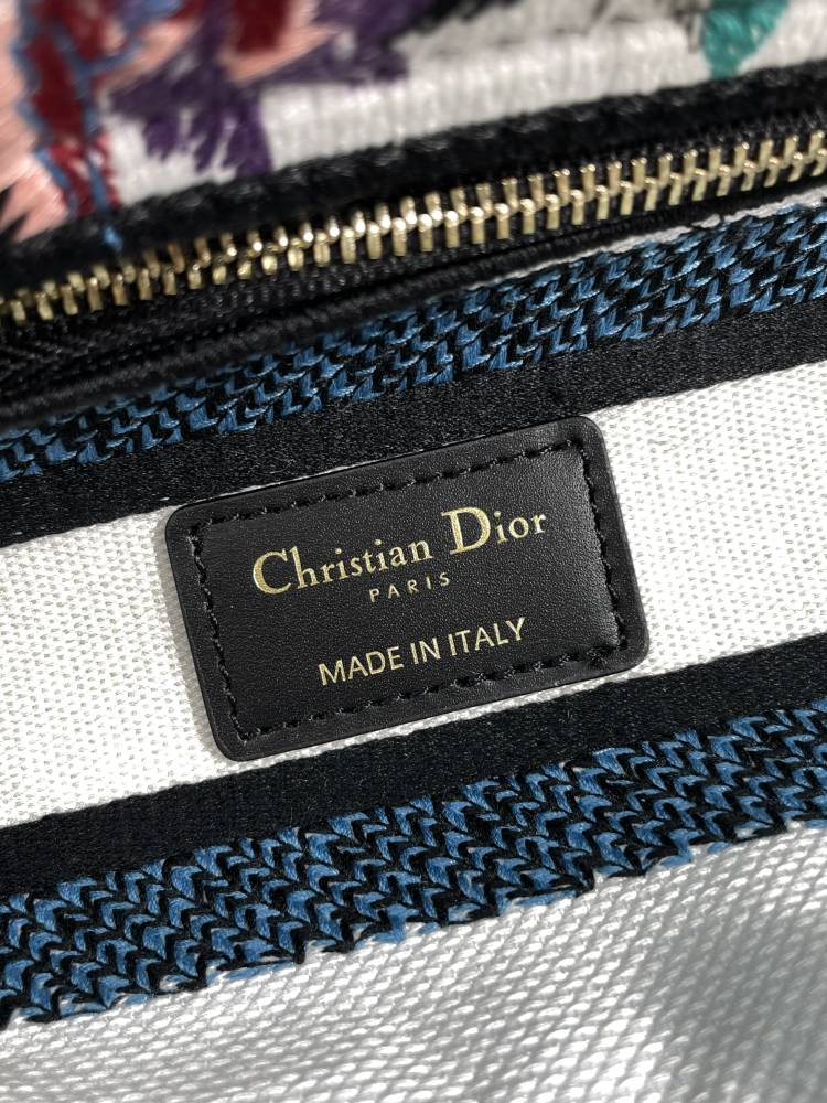 Dior Elegant Multicolor Floral Canvas Handbag with Matching Strap