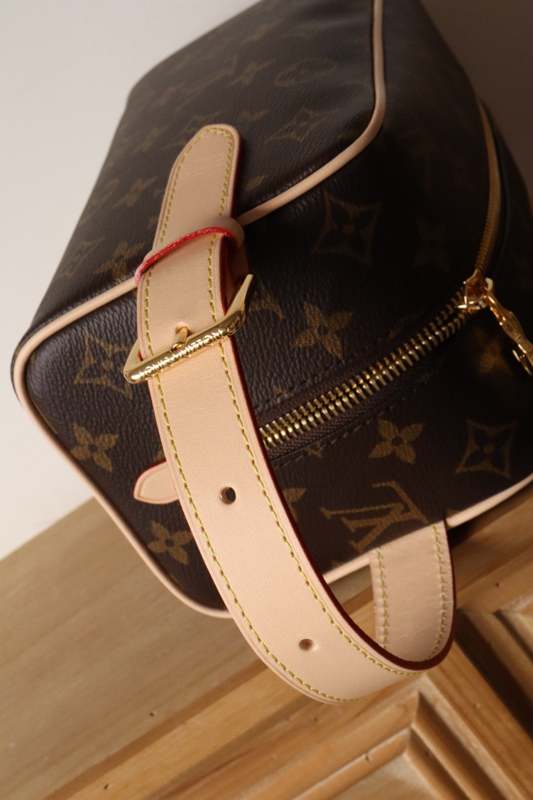 Louis Vuitton Black Monogram Toiletry Bag Luxury Travel Dopp Kit Organizer