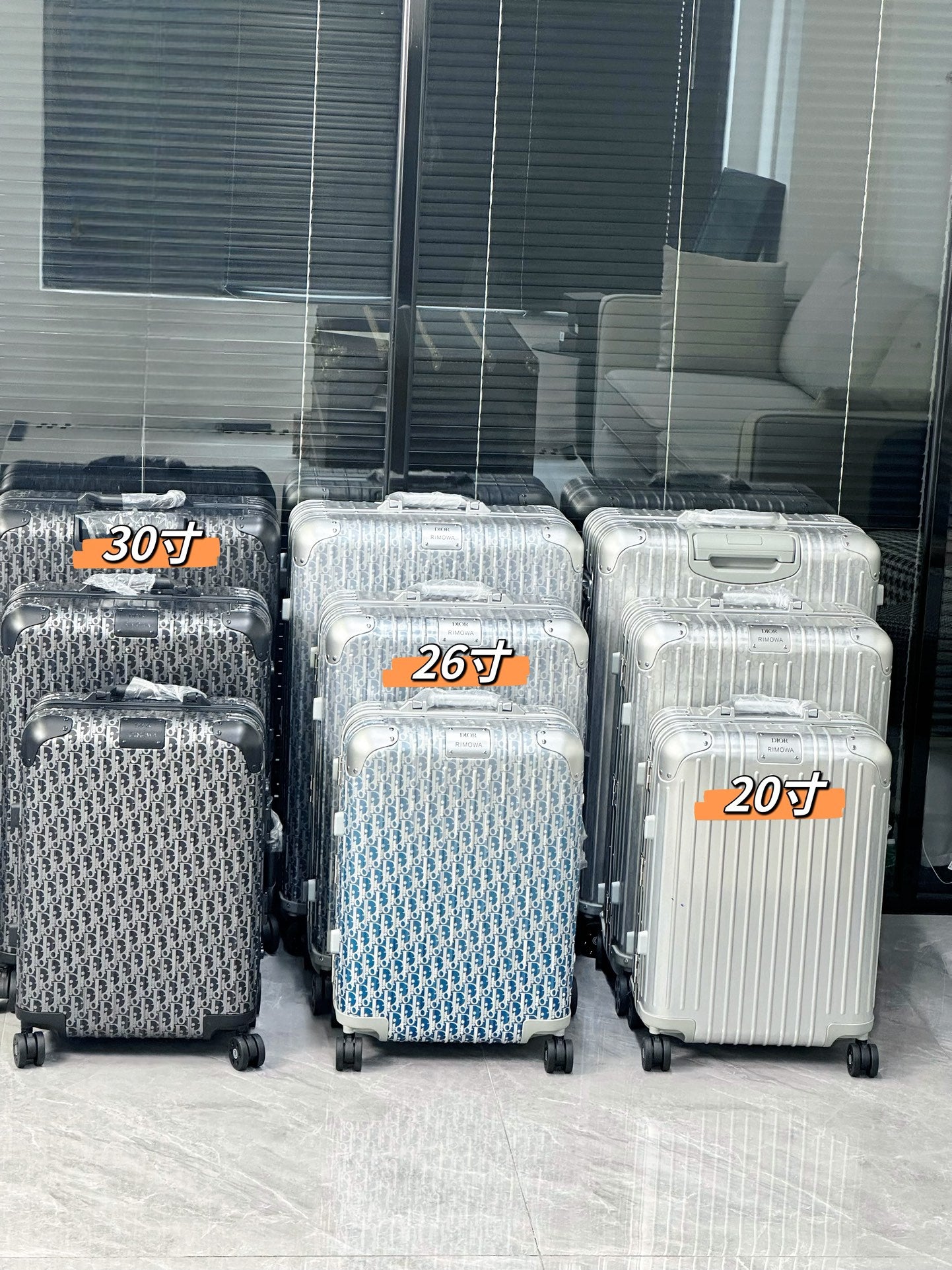 3-Piece Hardshell Spinner Luggage Set with Textured Pattern