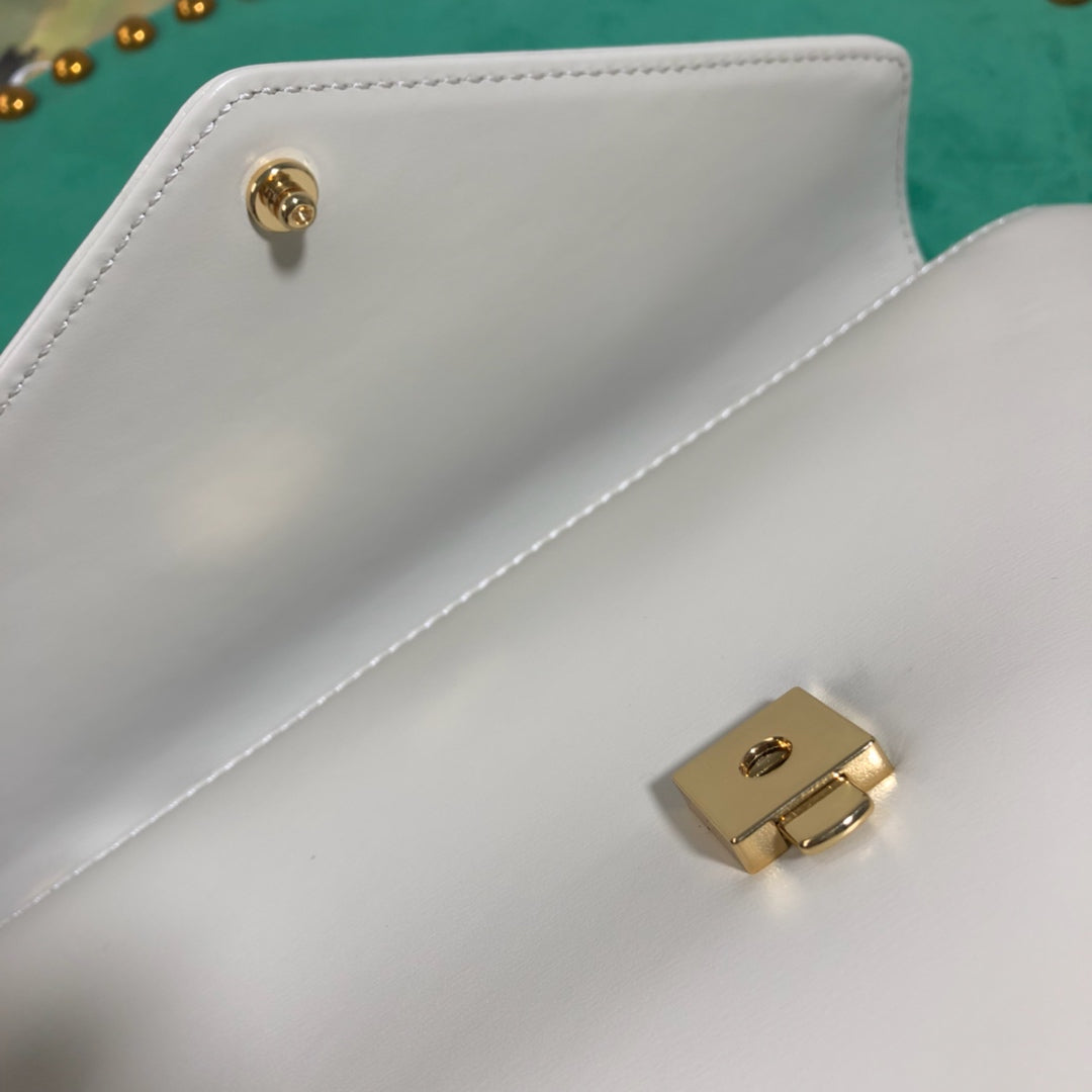 Gucci Elegant White Leather Envelope Shoulder Bag with Gold Tiger Head