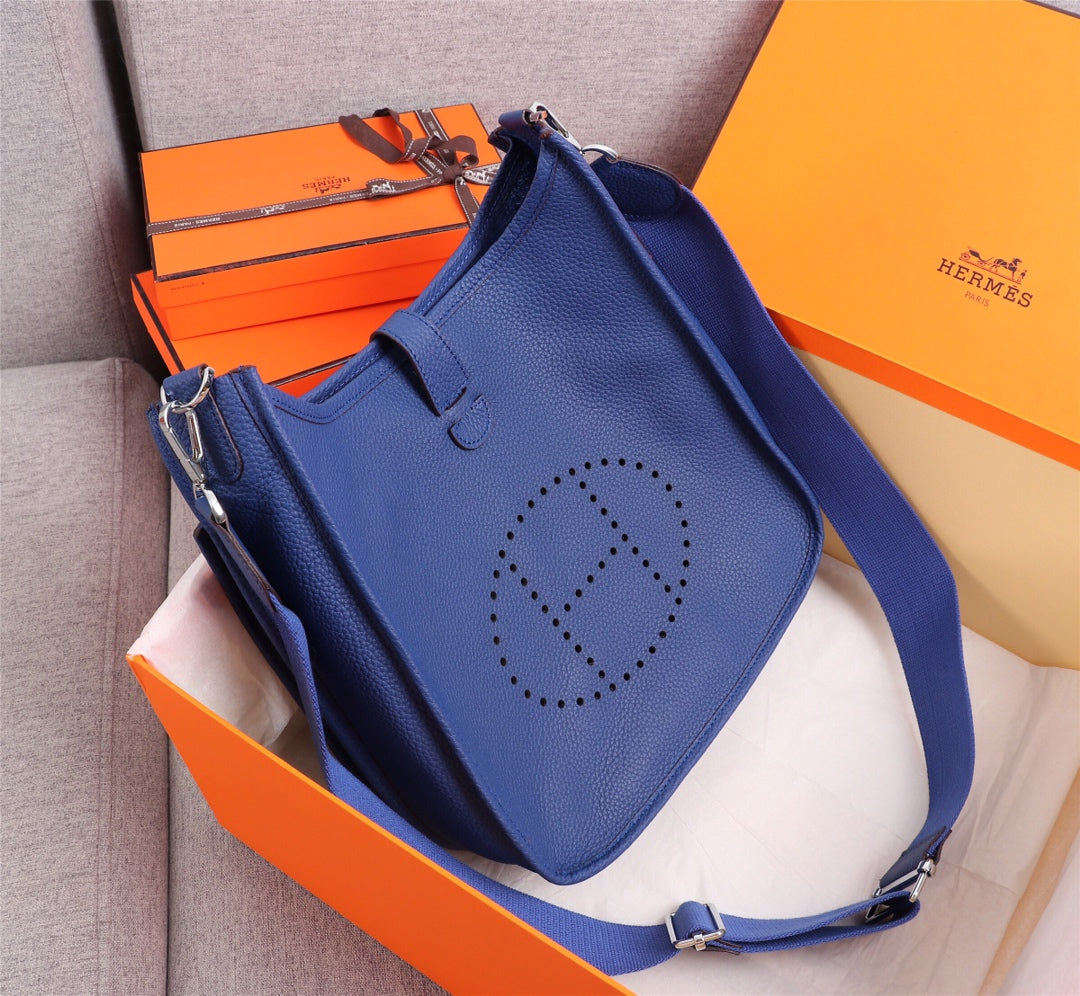 Hermès Evelyne III PM Blue Taurillon Clemence Leather Shoulder Bag