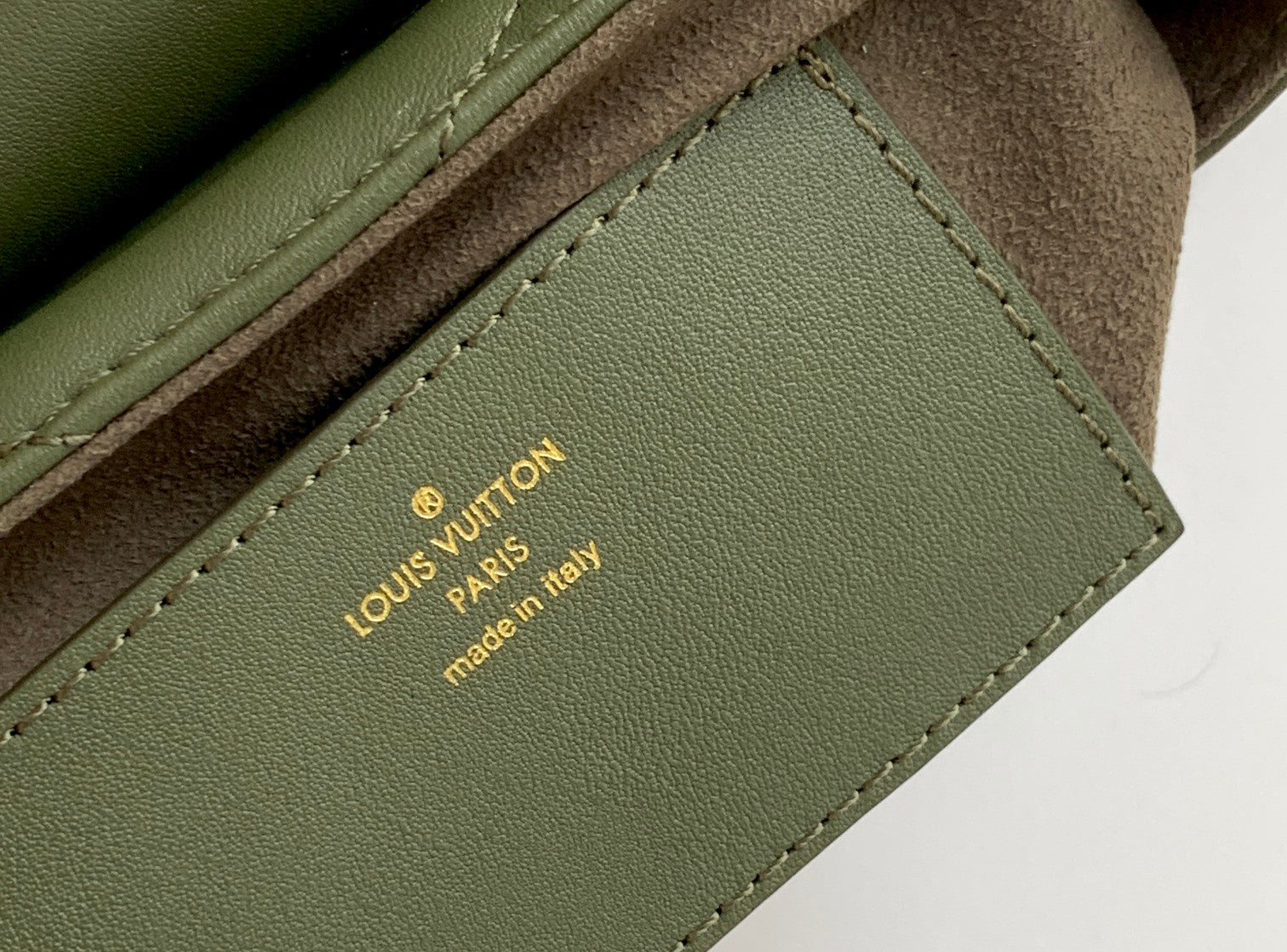 Louis Vuitton Chevron Quilted Olive Green Crossbody Shoulder Bag with Round Pouch