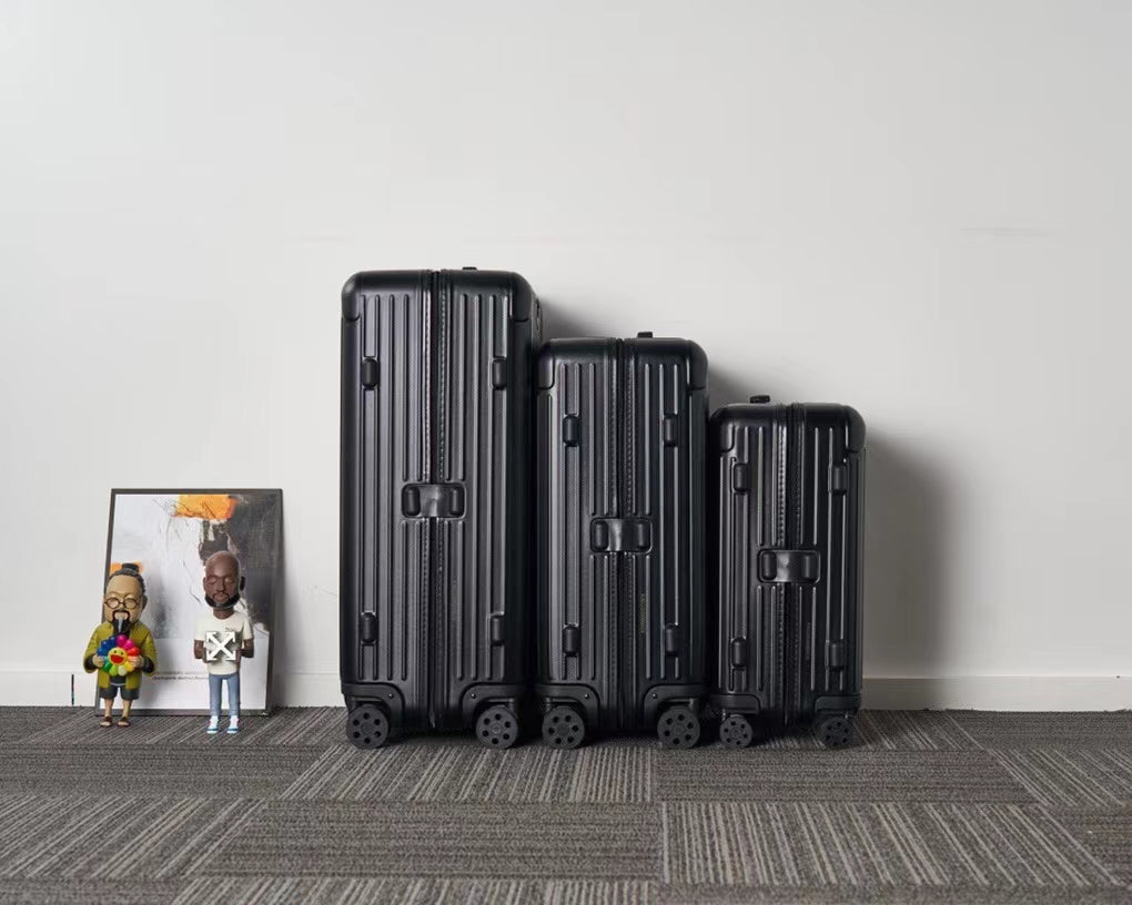 Modern Black Hardshell Spinner Luggage Set - 3-Piece Travel Suitcase Set