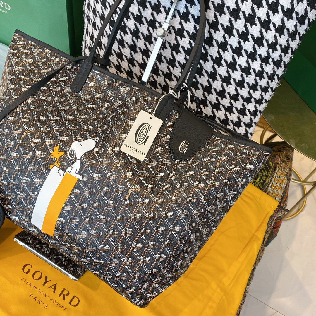 Gogy Classic Chevron Canvas Tote Bag with Cartoon Print and Pouch Set