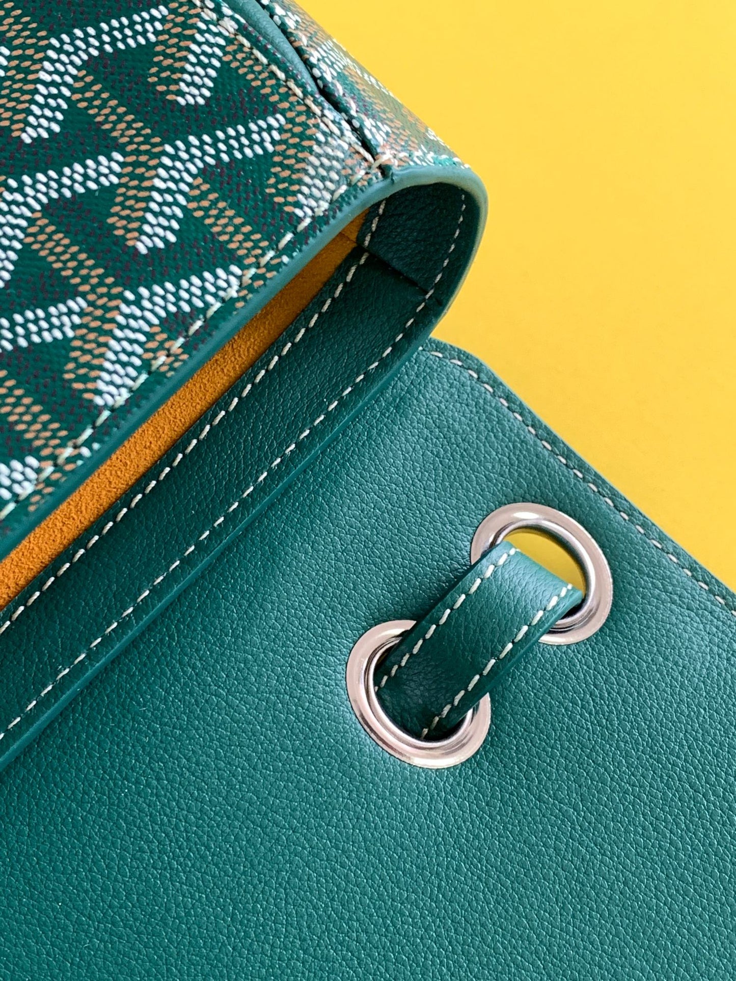 Gogy Classic Green Leather Crossbody Bag with Chevron Pattern and Silver Buckle