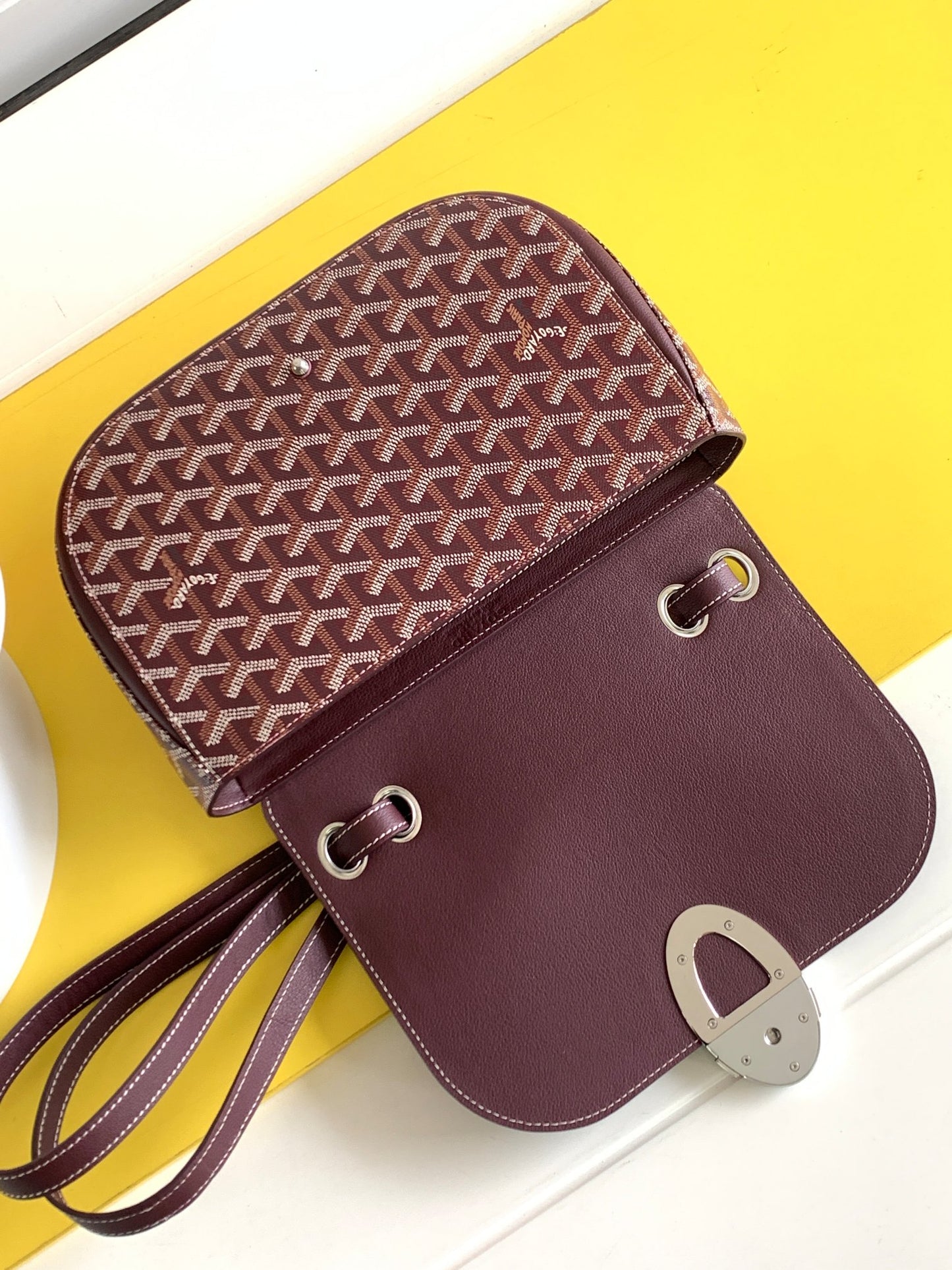 Gogy Burgundy Chevron Pattern Leather Shoulder Bag with Silver Oval Clasp