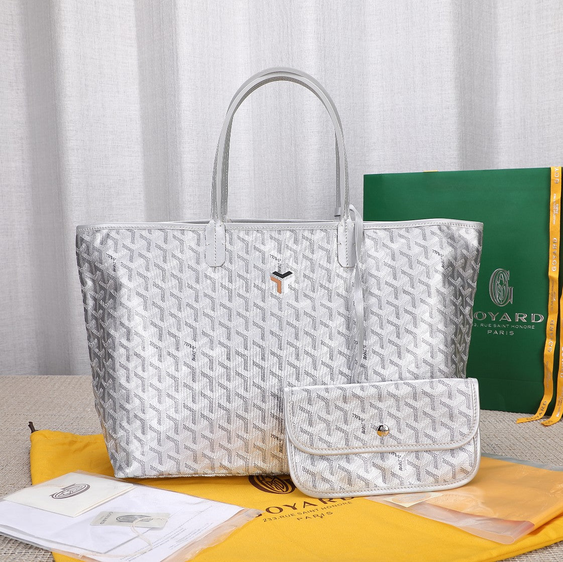 Gogy Classic Silver Geometric Pattern Tote Bag and Pouch Set