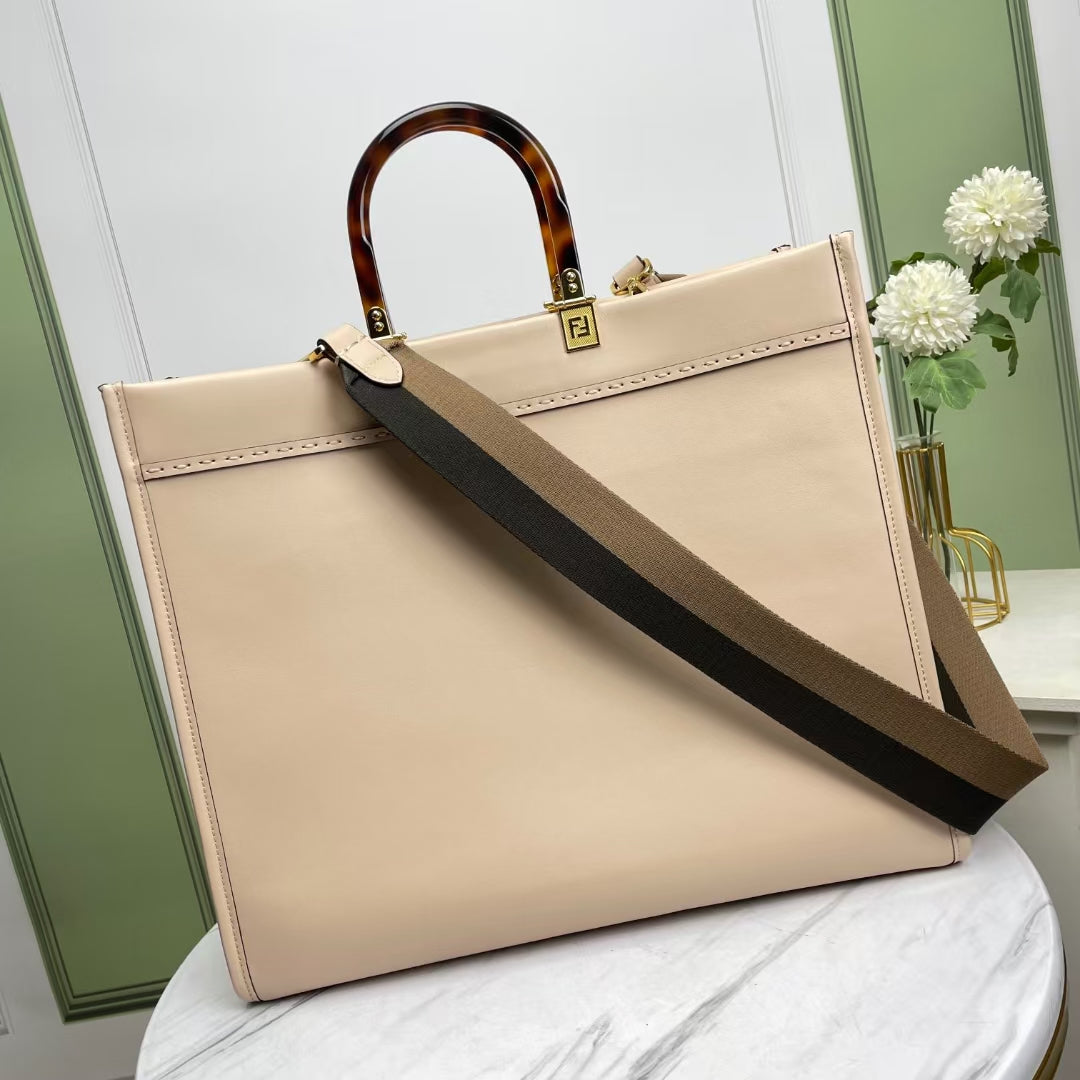 Fendi Large Sunshine Shopper Tote Bag in Beige Canvas with FENDI ROMA Logo