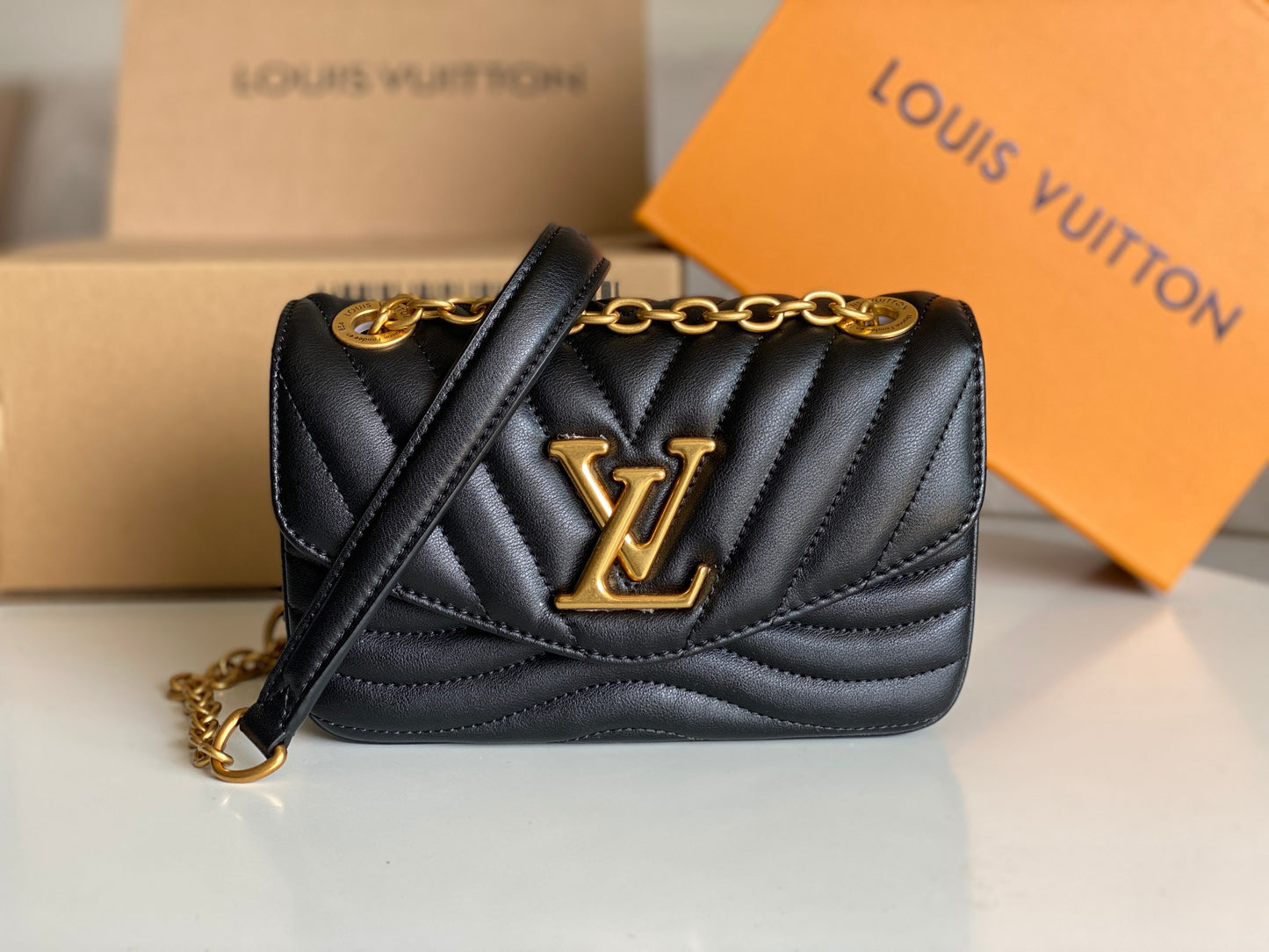 Louis Vuitton Black Quilted Wave Leather Crossbody Shoulder Bag with Gold Chain