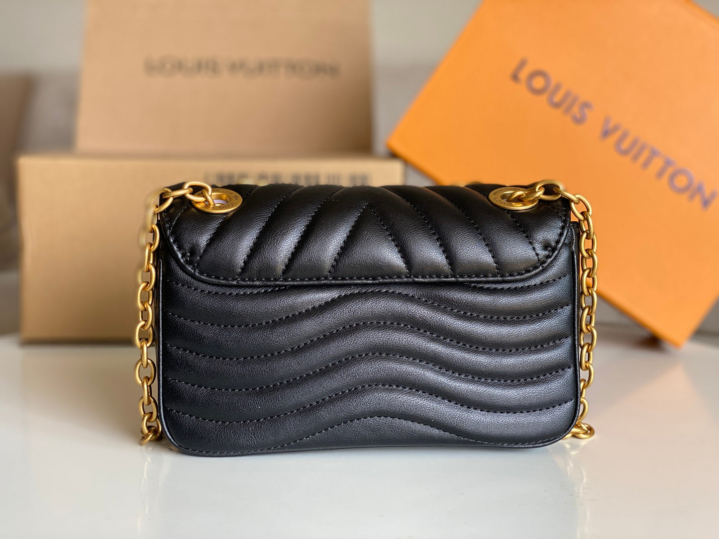 Louis Vuitton Black Quilted Wave Leather Crossbody Shoulder Bag with Gold Chain