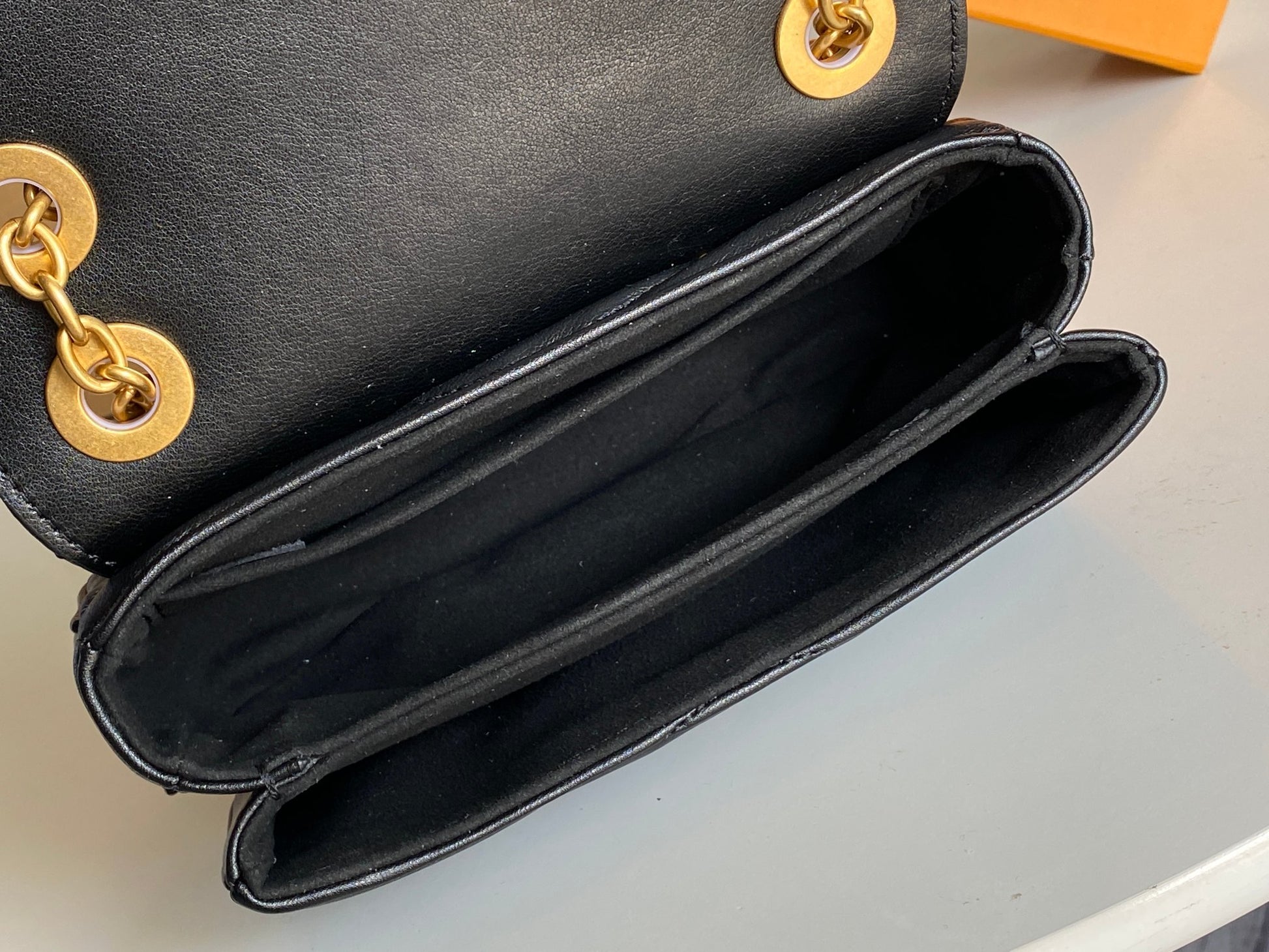 Louis Vuitton Black Quilted Wave Leather Crossbody Shoulder Bag with Gold Chain