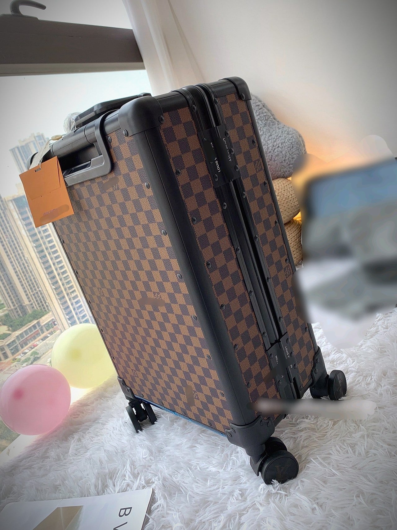 Brown Checkerboard Rolling Suitcase Vintage Travel Spinner Luggage