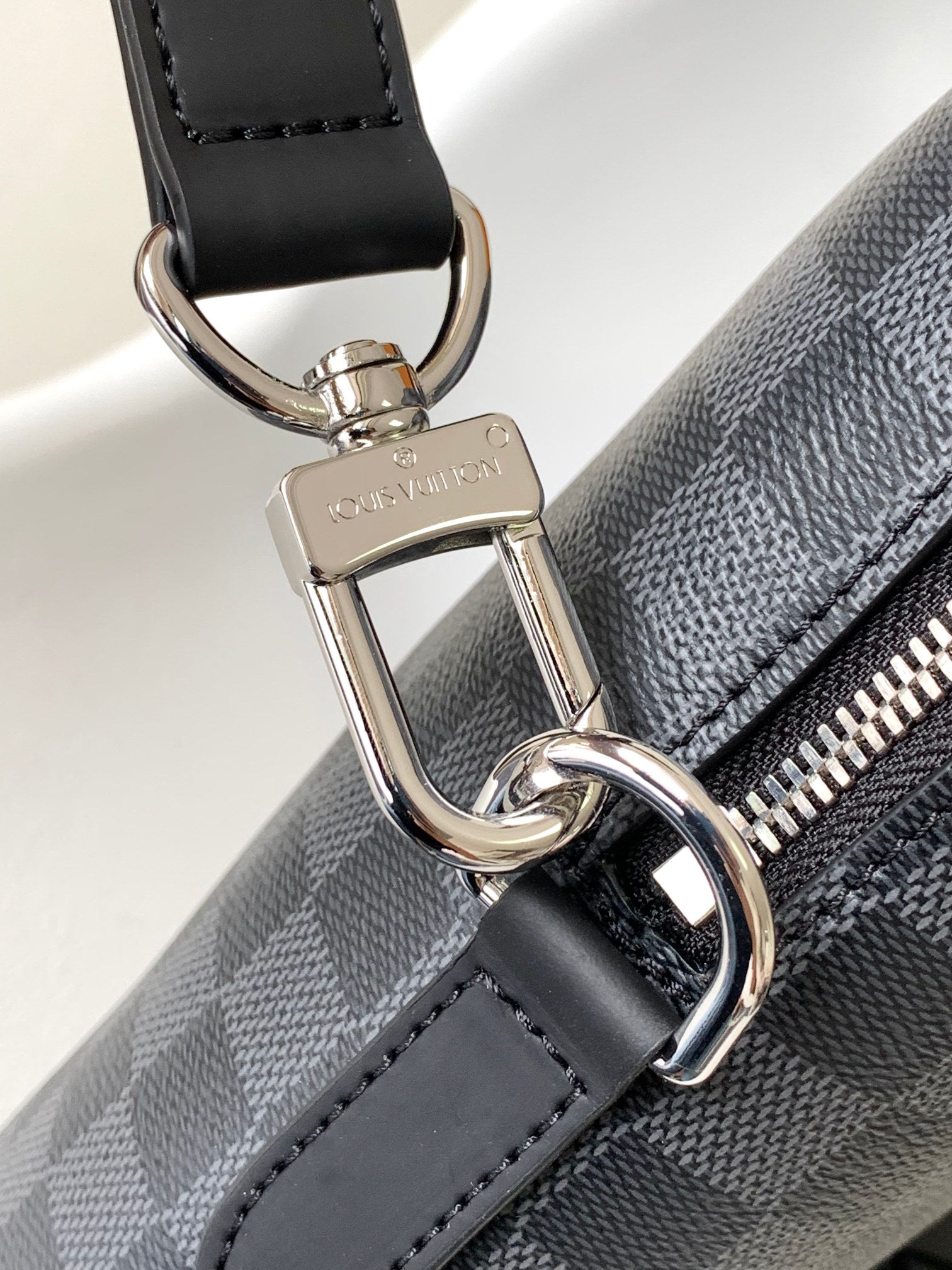 Louis Vuitton Grey Checkerboard Leather Briefcase Men's Laptop Messenger Bag