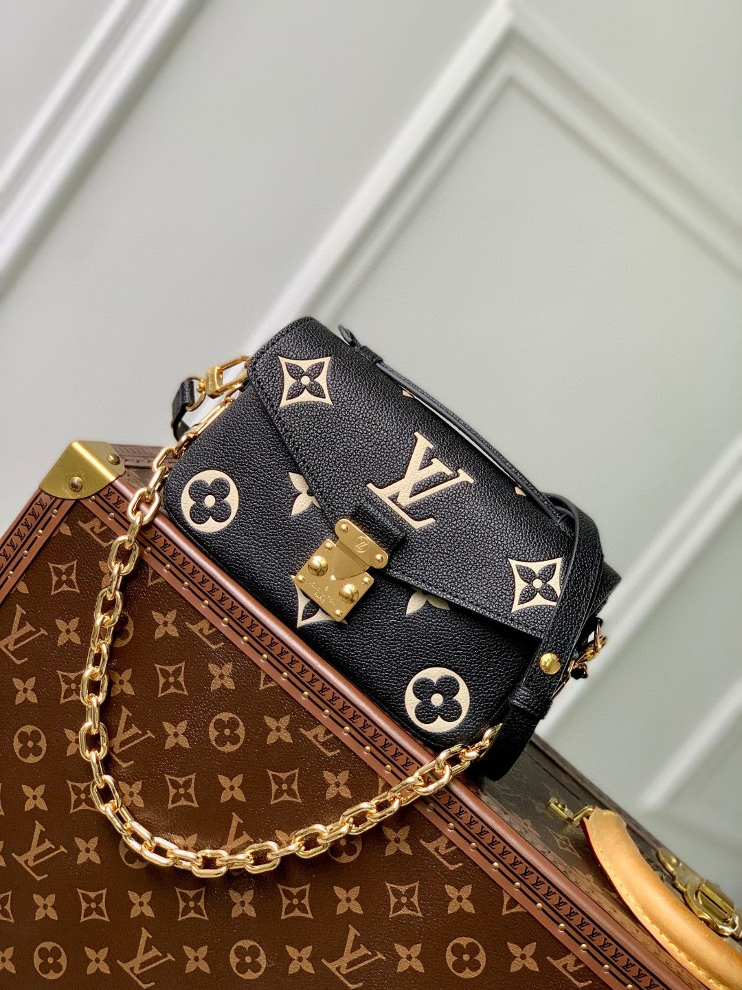 Louis Vuitton Black Patterned Leather Crossbody Bag with Gold Chain Strap