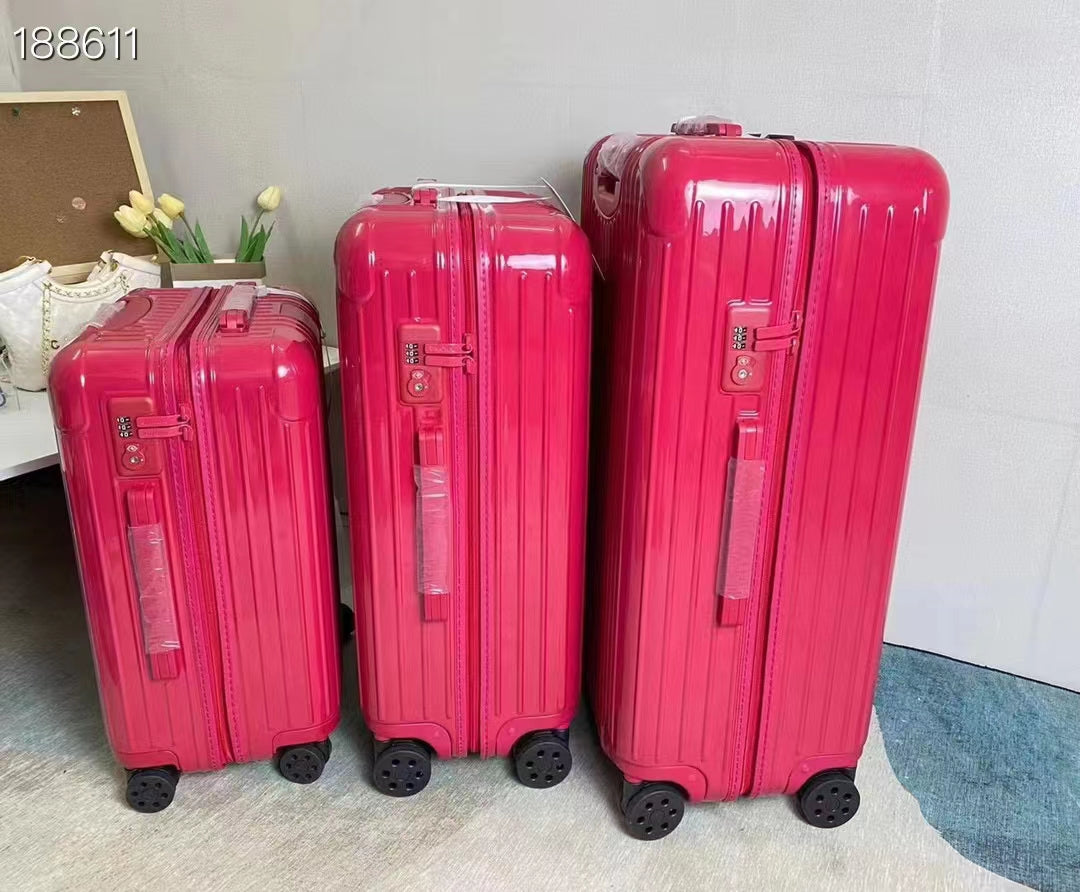 Red Hard Shell 3-Piece Spinner Luggage Set with Wheels