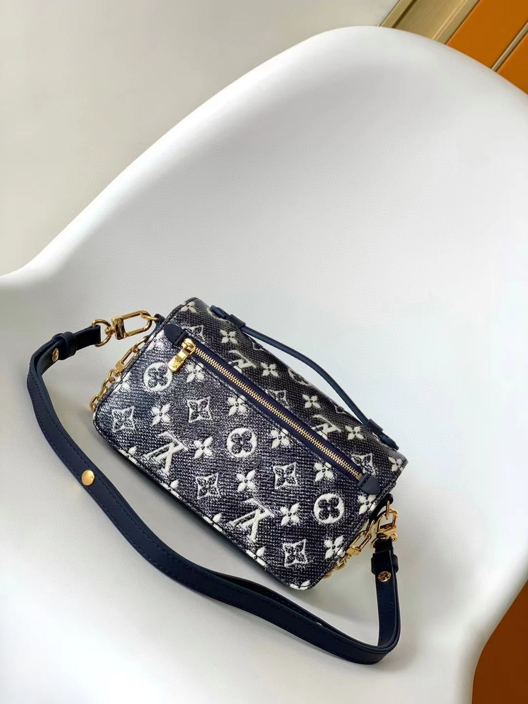 Louis Vuitton Pochette Metis East West Monogram Empreinte Navy Blue Leather Crossbody Bag