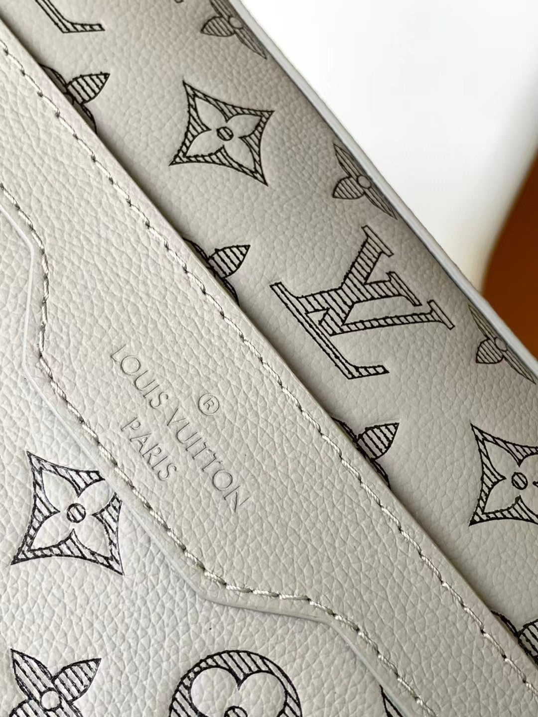 Louis Vuitton Grey Embossed Leather Crossbody Messenger Bag with Detachable Pouch