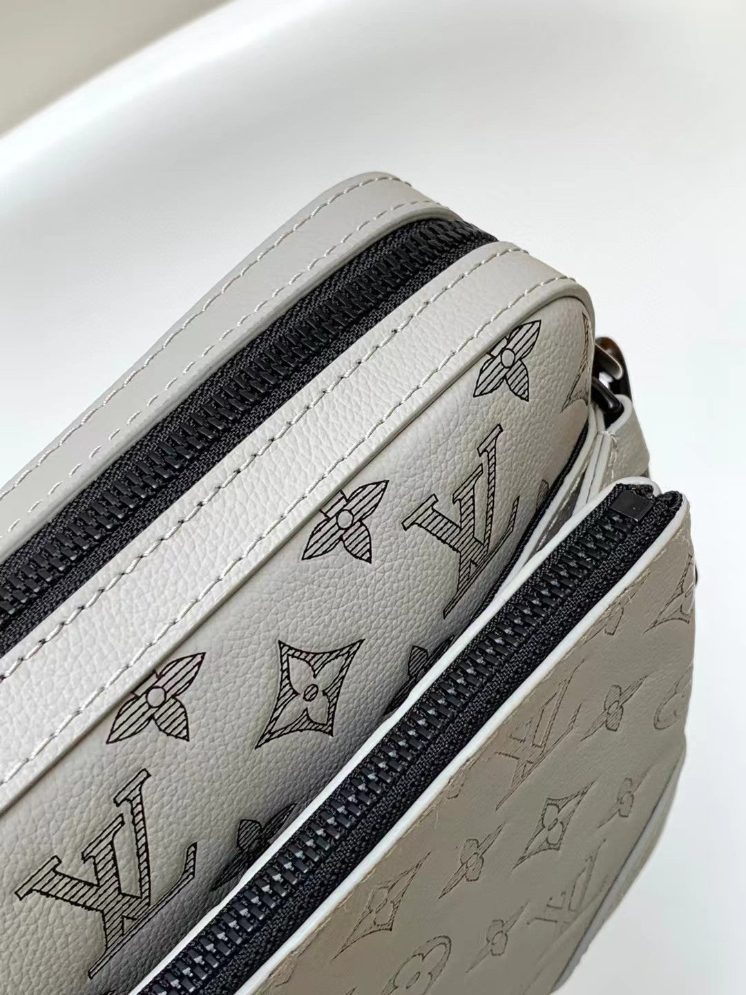 Louis Vuitton Grey Embossed Leather Crossbody Messenger Bag with Detachable Pouch