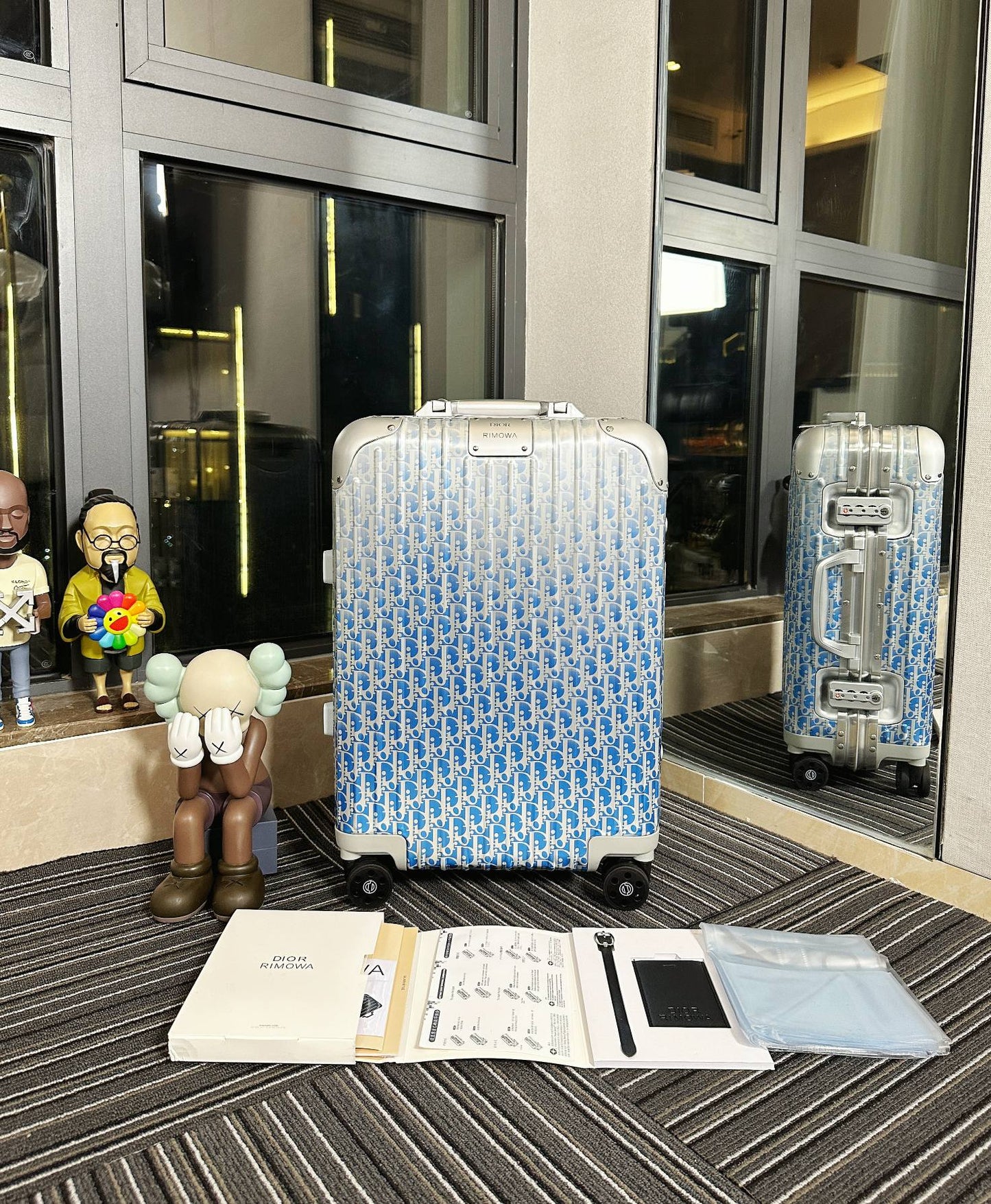 Geometric Monogram Hardside Spinner Luggage Travel Suitcase