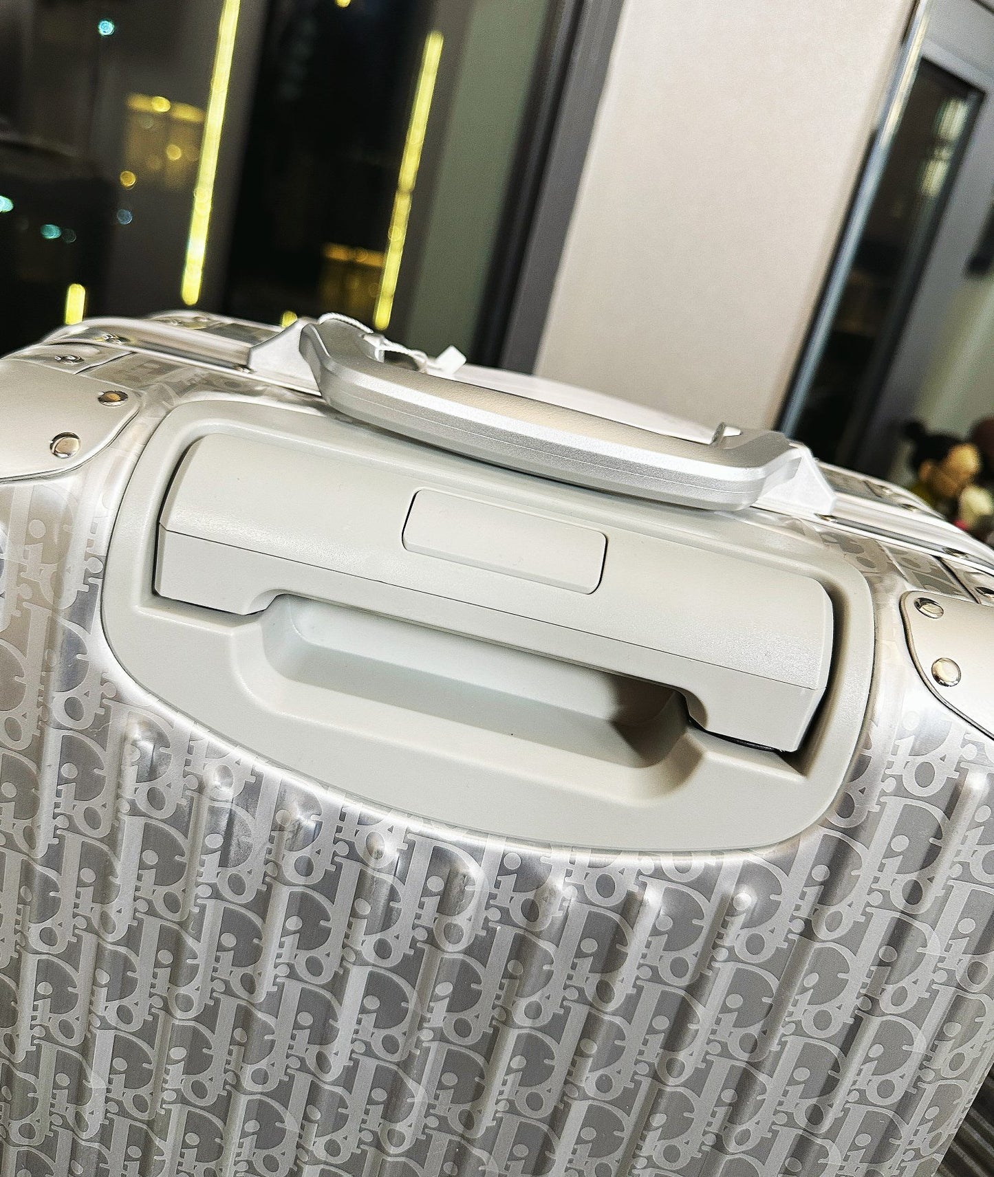 Monogram Pattern Hardside Spinner Suitcase Travel Luggage