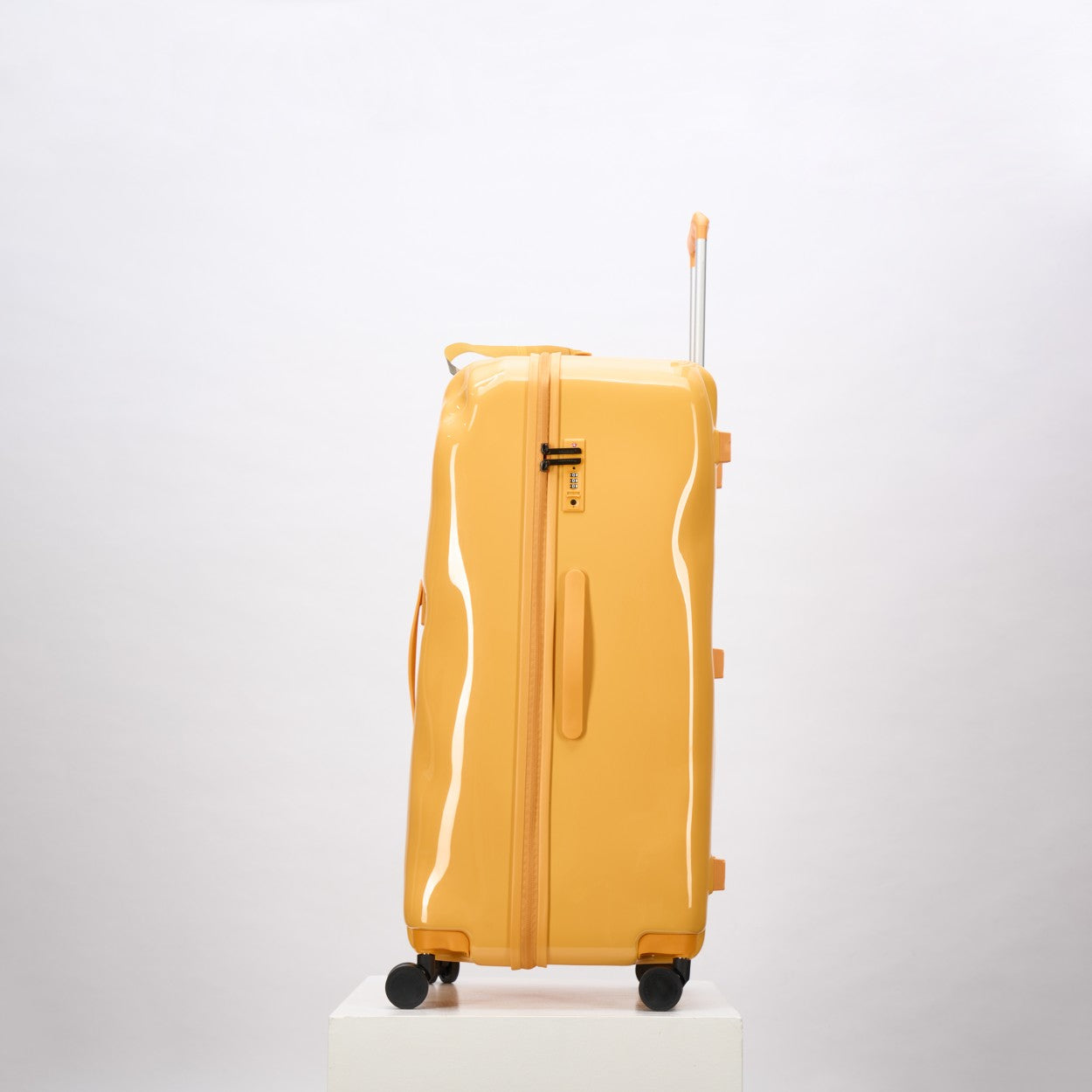 Glossy Yellow Waterproof Luggage Protective Suitcase Cover