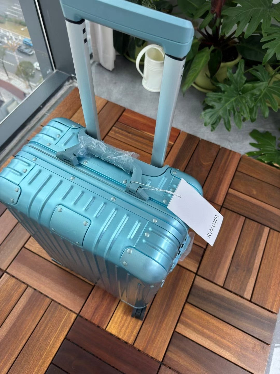 Light Blue Hardshell Spinner Suitcase Carry-On Travel Luggage