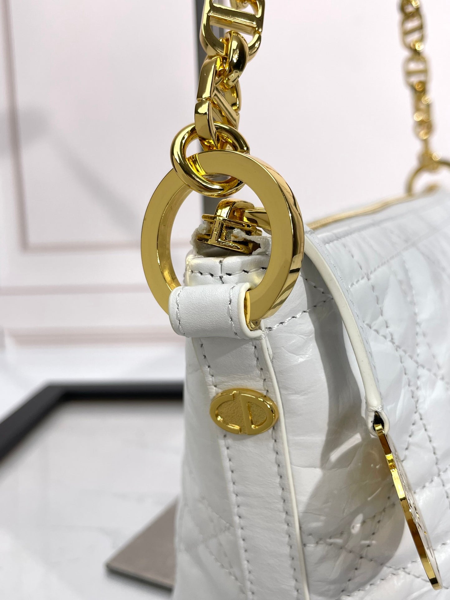 White Quilted Leather Hobo Shoulder Bag with Gold-Tone Chain Strap