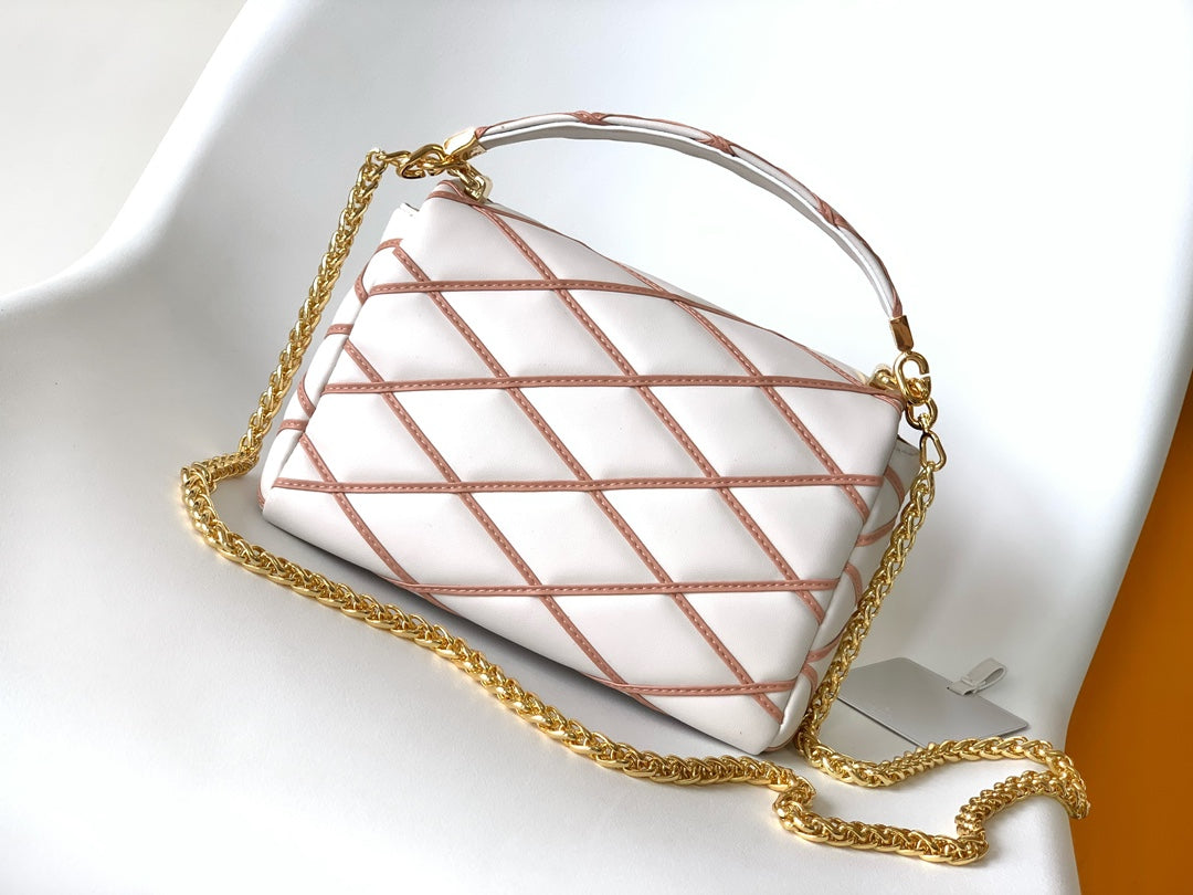 Louis Vuitton Luxury Pink Diamond Quilted Shoulder Bag with Gold Clasp