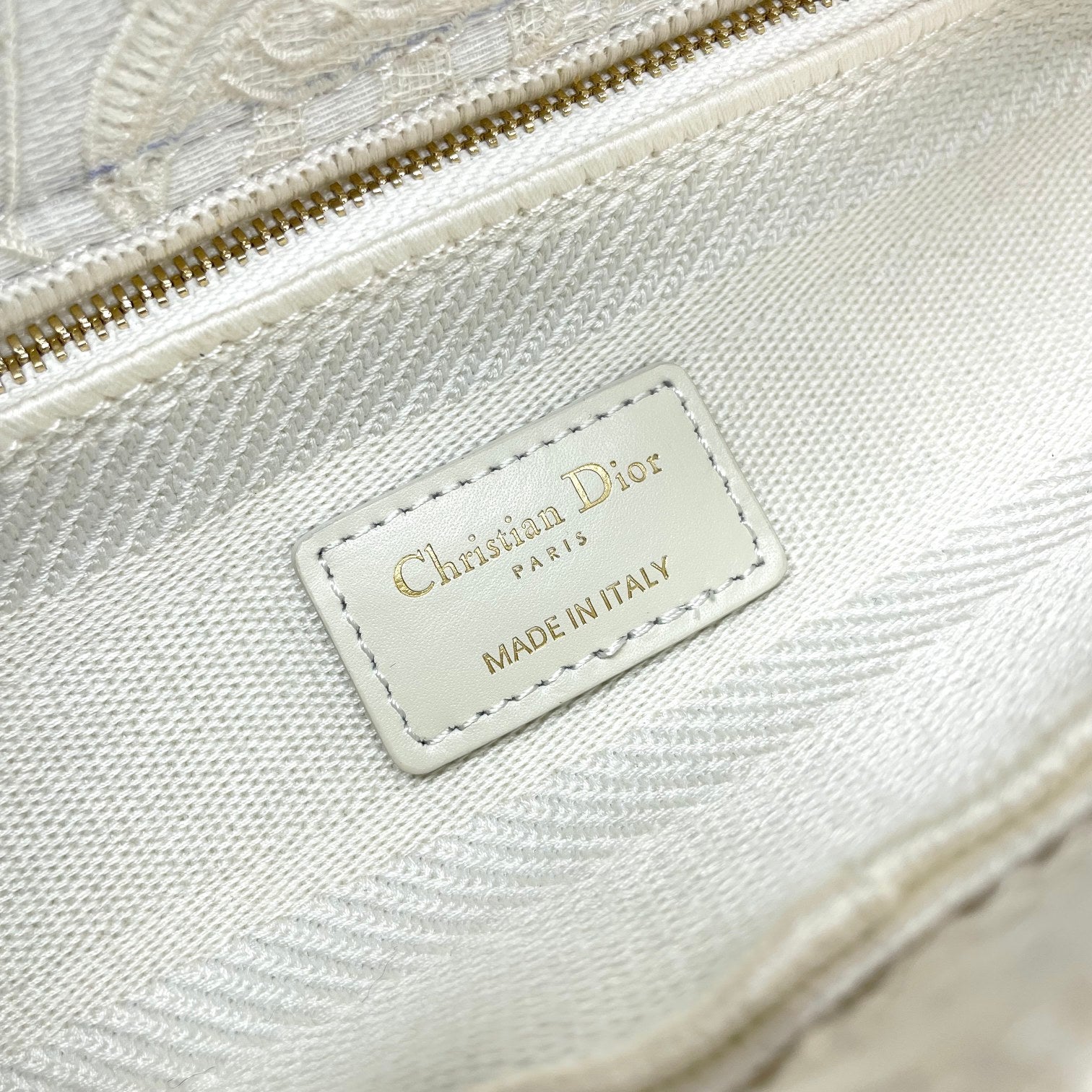 Dior Elegant White Embroidered Floral Canvas Top Handle Bag
