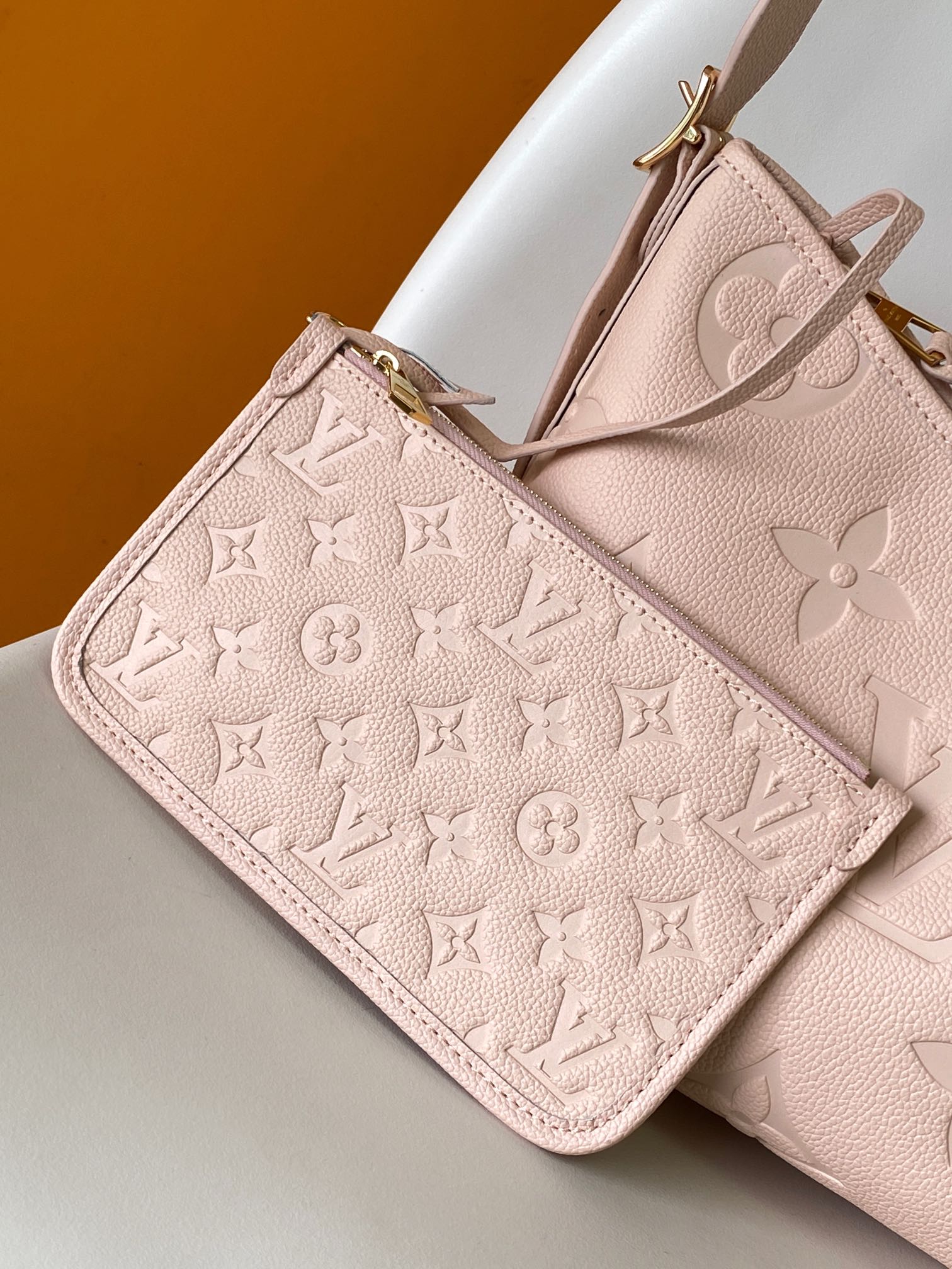 Louis Vuitton Minimalist Light Pink Leather Hobo Shoulder Bag for Women