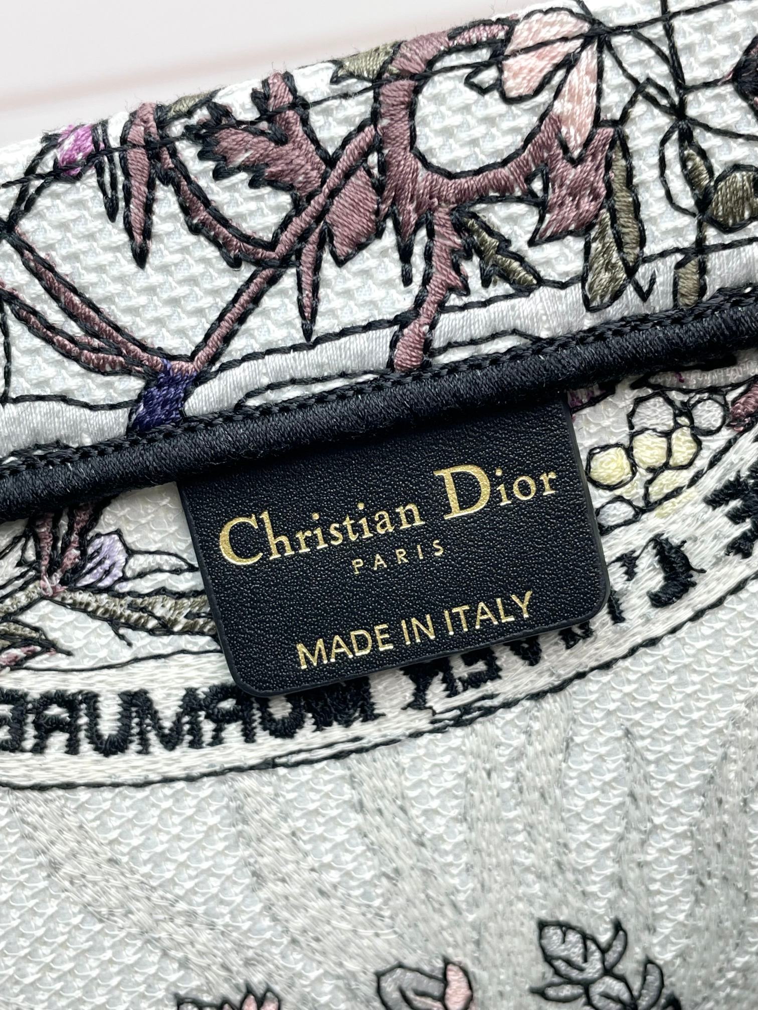 Dior Elegant Floral Embroidered Canvas Tote Bag with Top Handles
