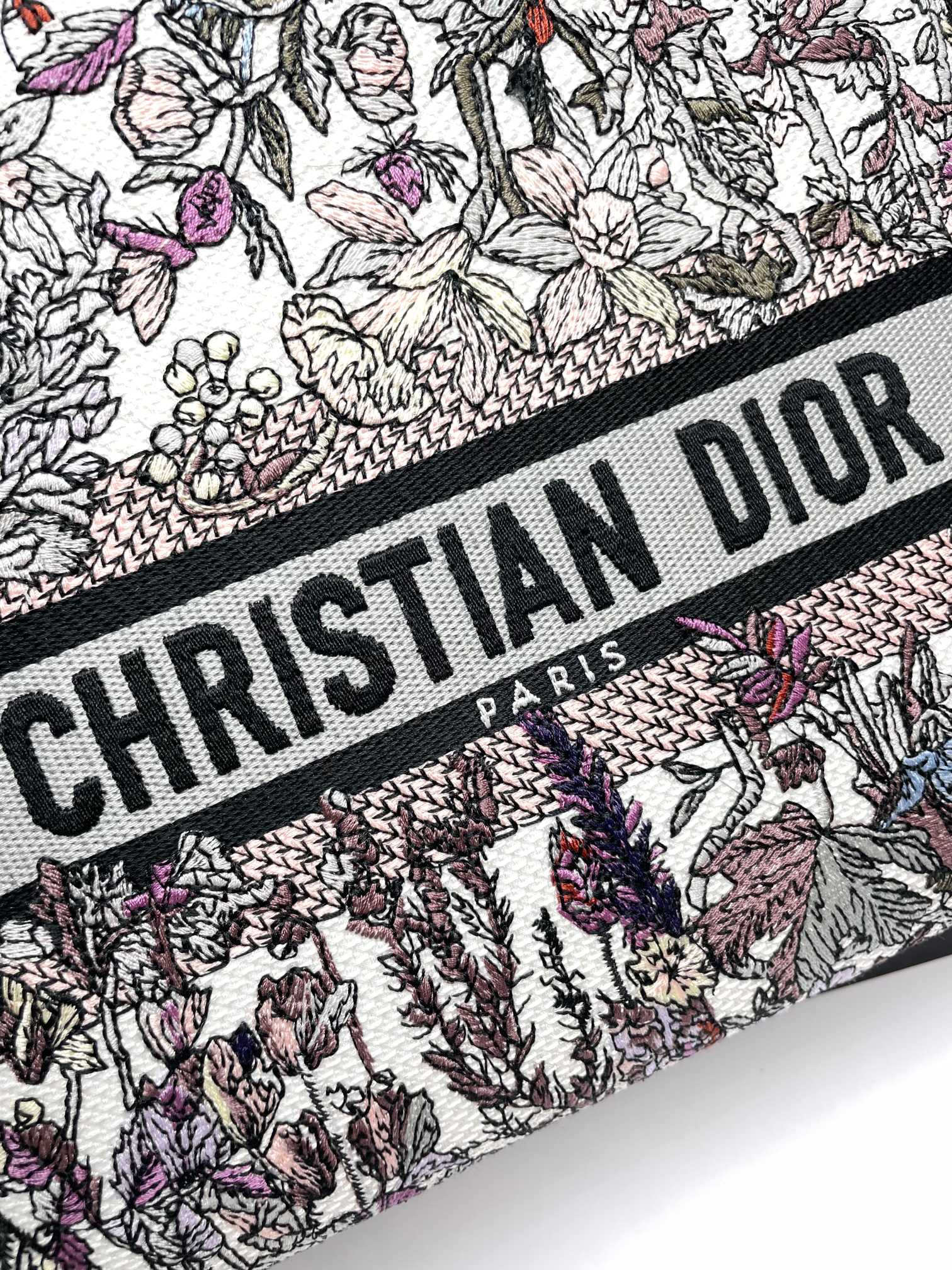 Christian Dior Lady D-Lite Medium Embroidered Floral Handbag