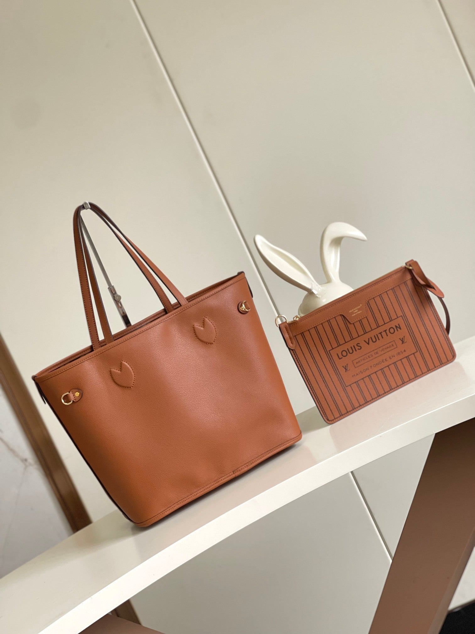 Louis Vuitton Classic Brown Leather Tote Bag Minimalist Shoulder Handbag