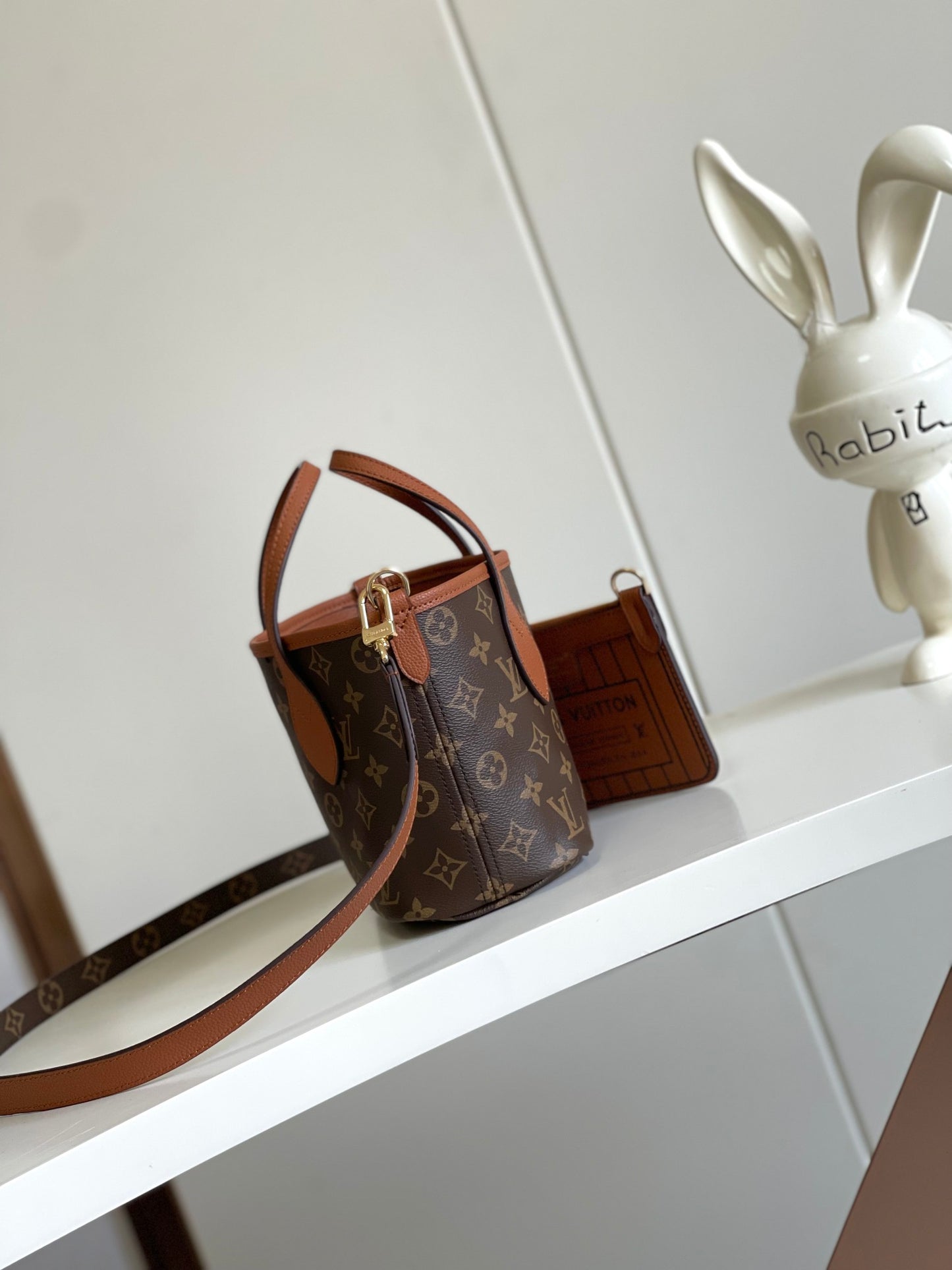Louis Vuitton Brown Leather Heart Embossed Crossbody Bag with Matching Card Holder