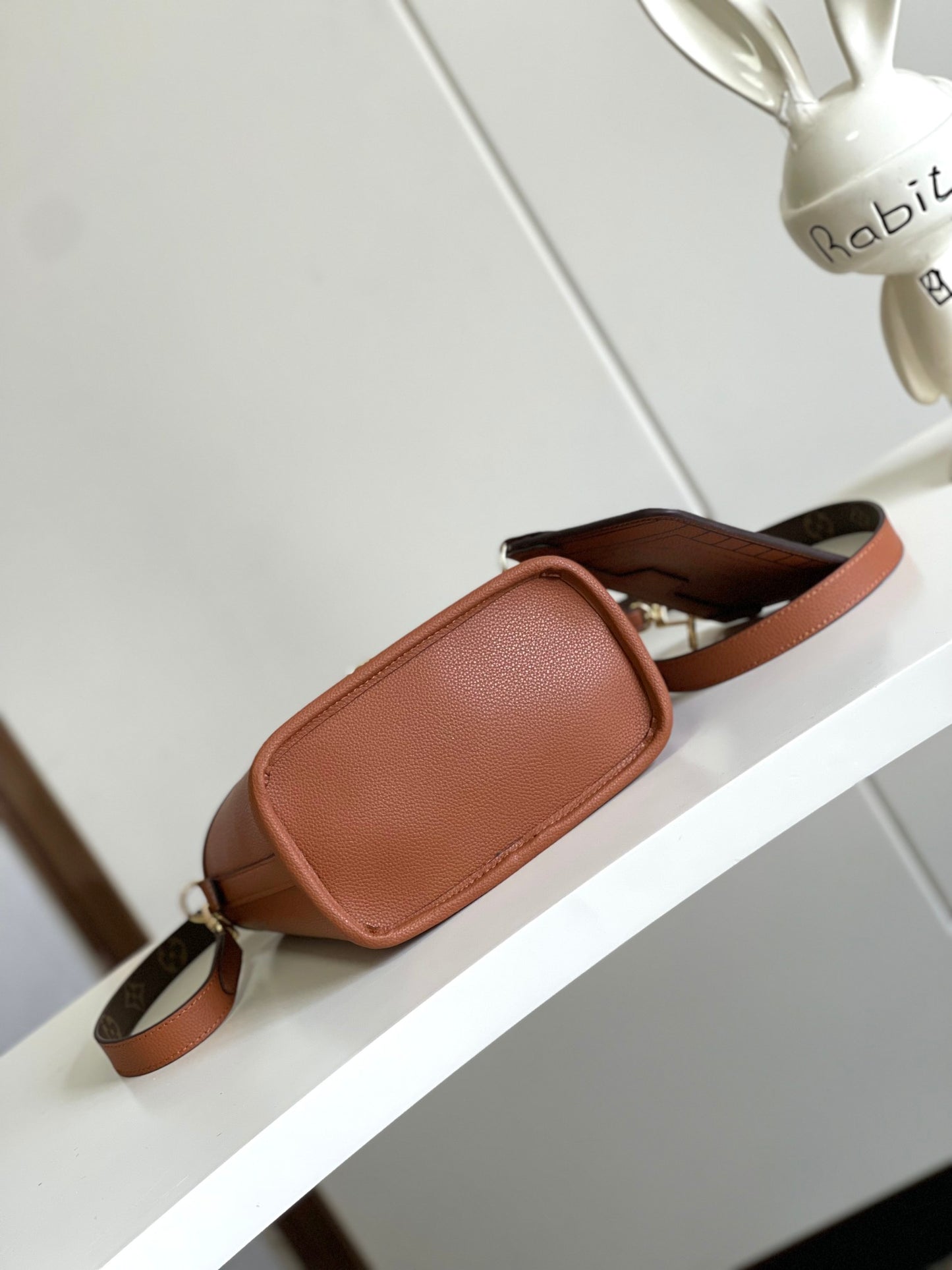 Louis Vuitton Brown Leather Heart Embossed Crossbody Bag with Matching Card Holder