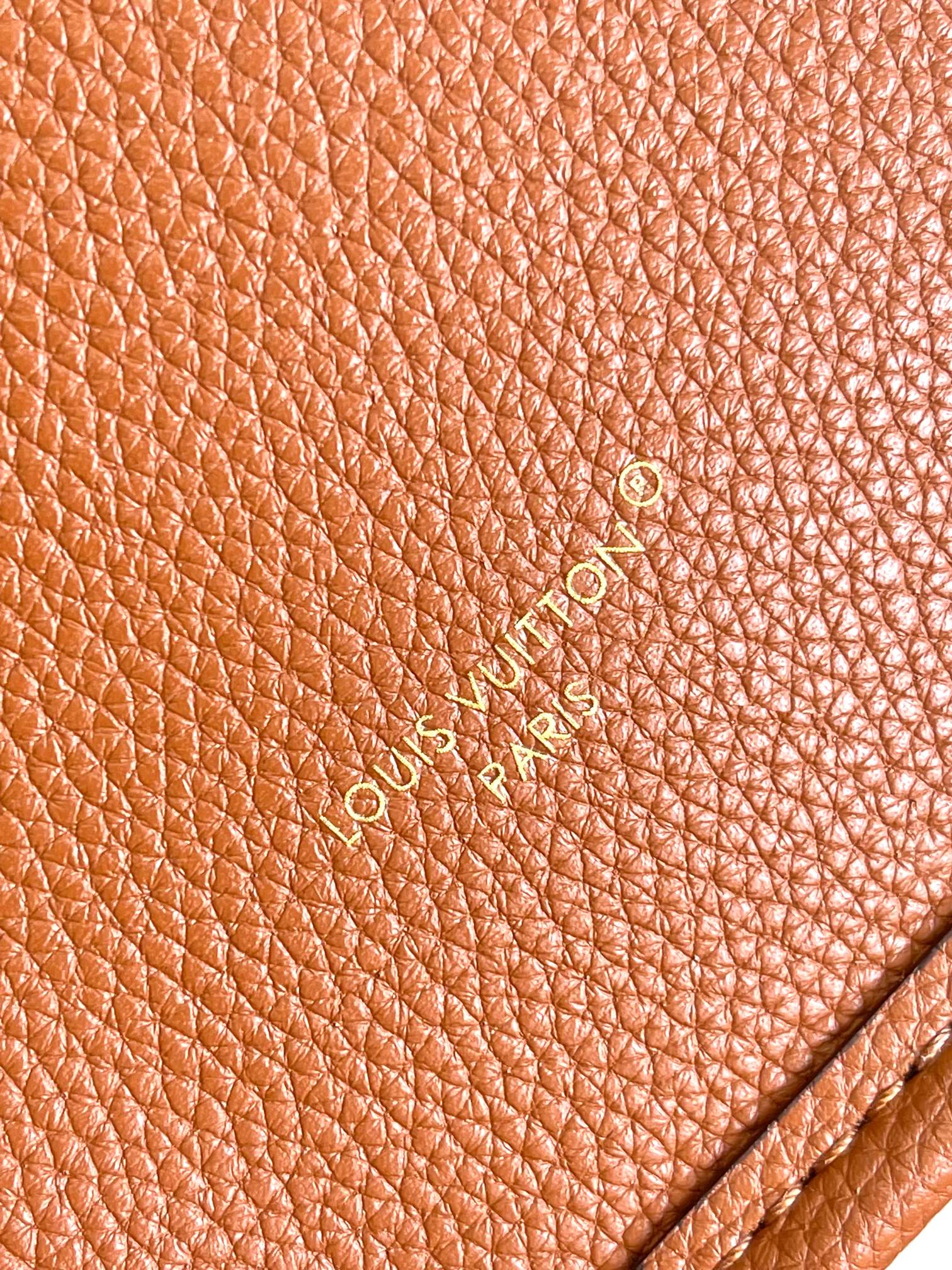 Louis Vuitton Brown Leather Heart Embossed Crossbody Bag with Matching Card Holder