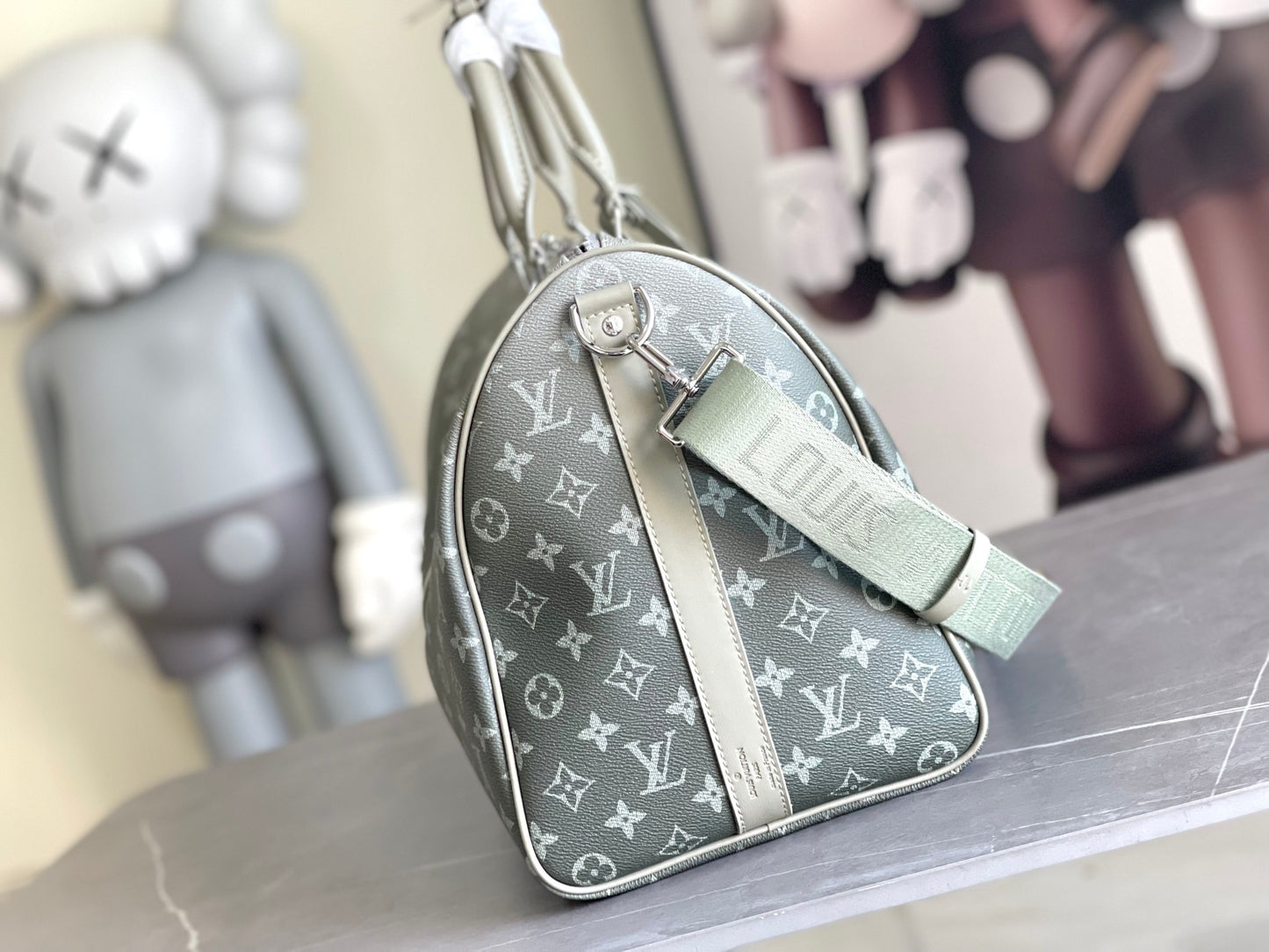 Louis Vuitton Luxury Green Ombre Monogram Travel Duffle Bag with Shoulder Strap