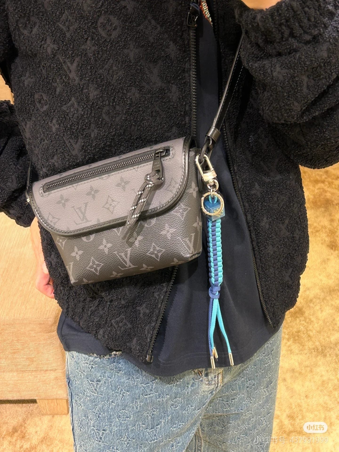 Louis Vuitton Black and Grey Monogram Pattern Crossbody Messenger Bag
