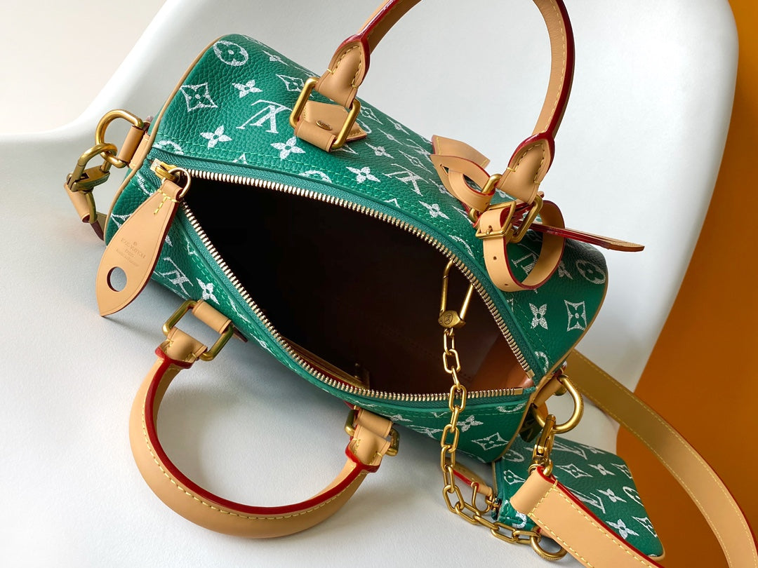 Louis Vuitton Speedy Bandoulière 25 - Pharrell Williams Green Monogram