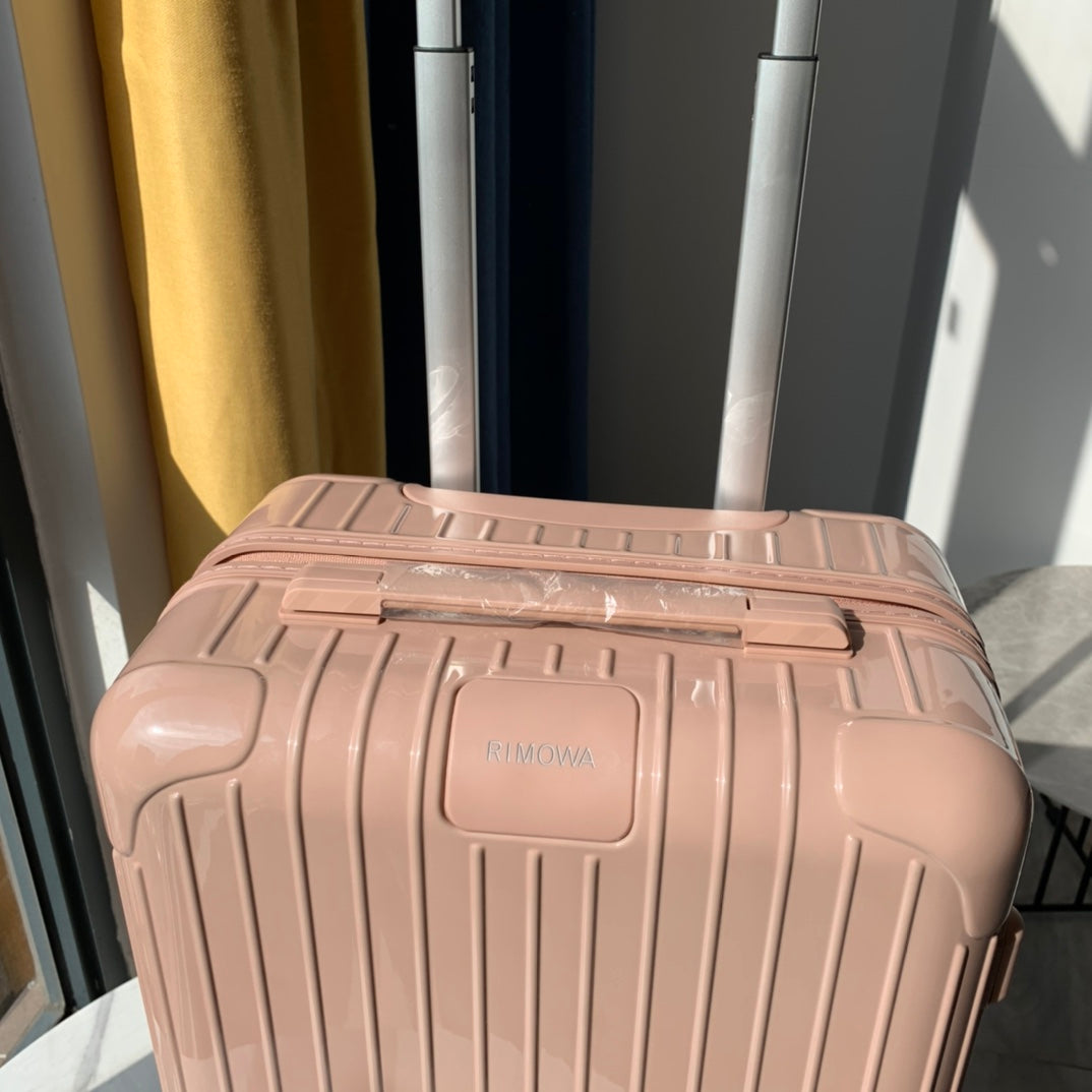 Blush Pink Hardshell Carry-On Suitcase with Spinner Wheels