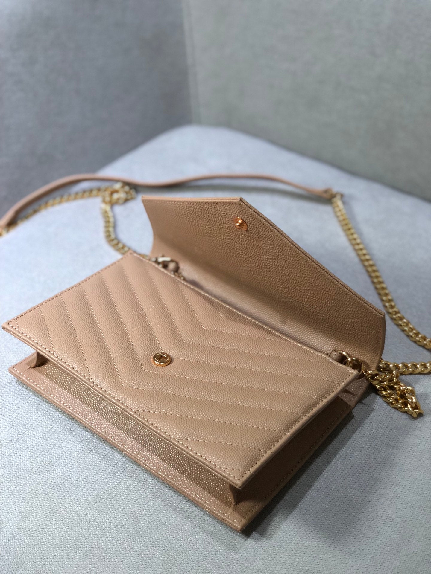 Saint Laurent Cassandre Matelassé Chain Wallet in Grain de Poudre Leather - Dark Nude