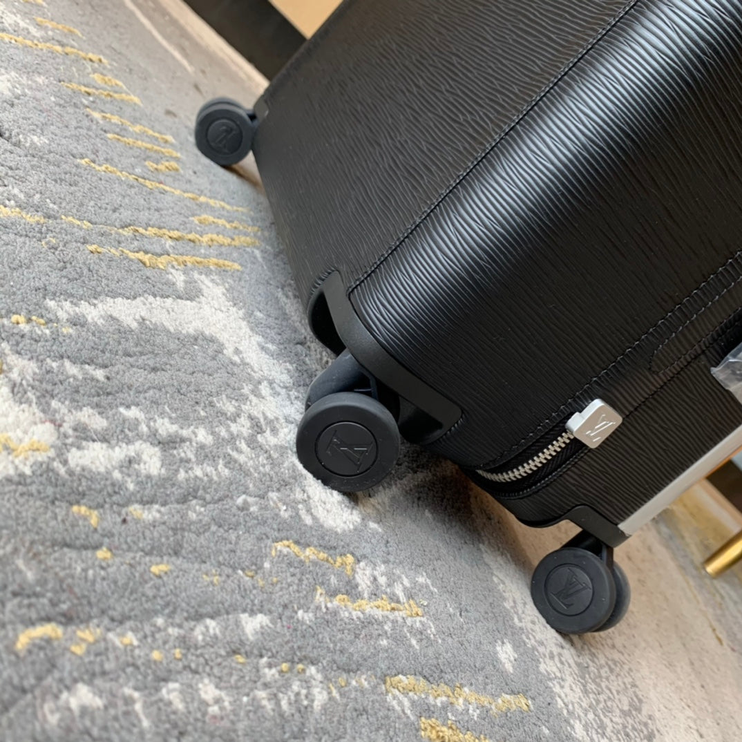 Modern Black Hardside Spinner Luggage with Wide Handle