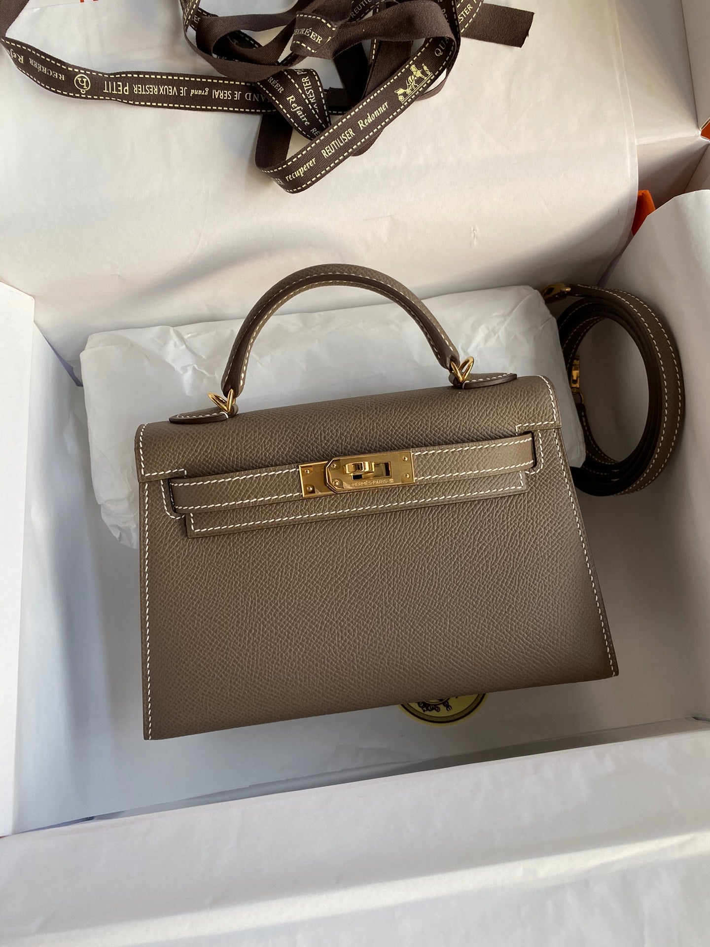 Hermès Mini Kelly II 20 Sellier Epsom Etoupe Gold Hardware Handbag