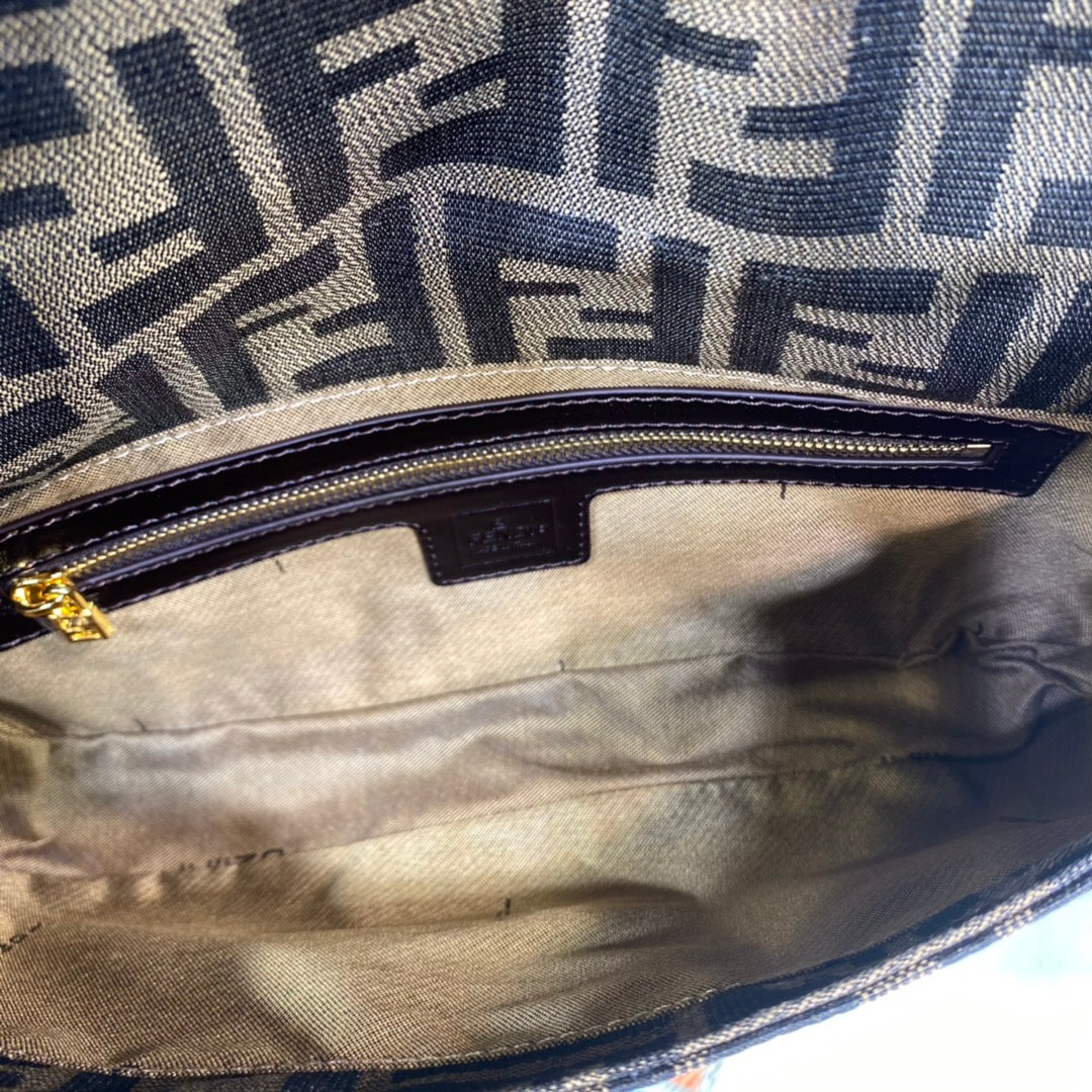 Fendi Vintage Zucca Canvas Baguette Shoulder Bag - Brown Monogram