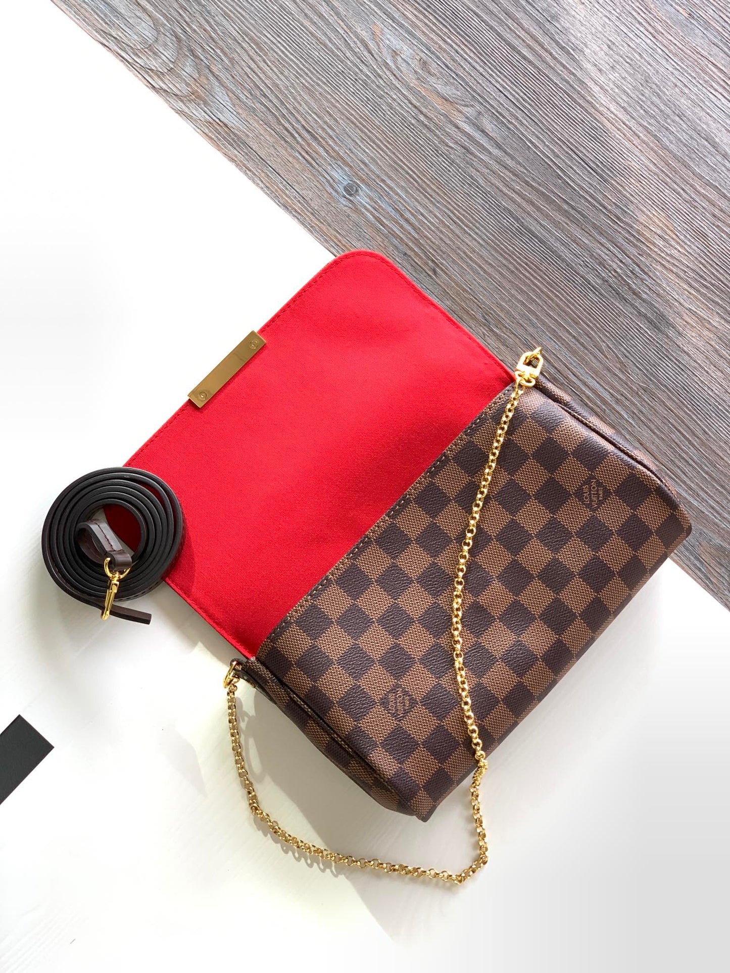 Louis Vuitton Favorite MM Damier Ebene Crossbody Bag