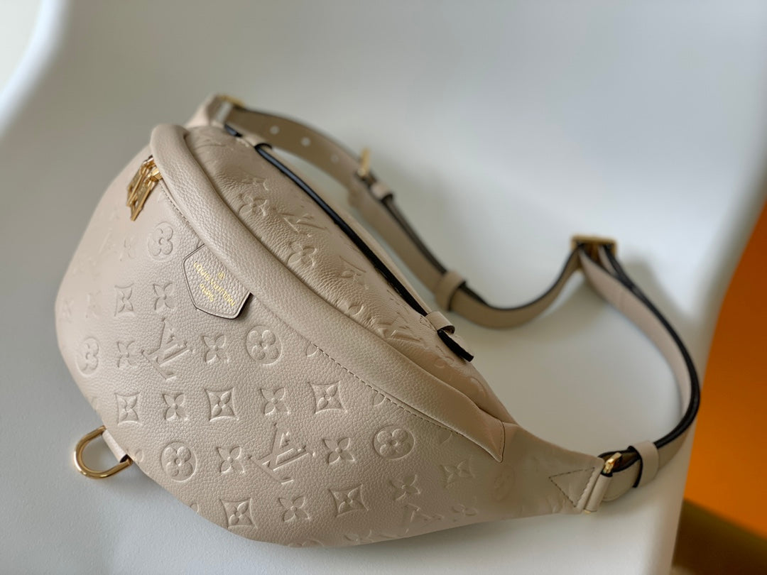 Louis Vuitton Luxury Off-White Embossed Leather Belt Bag with Gold Hardware
