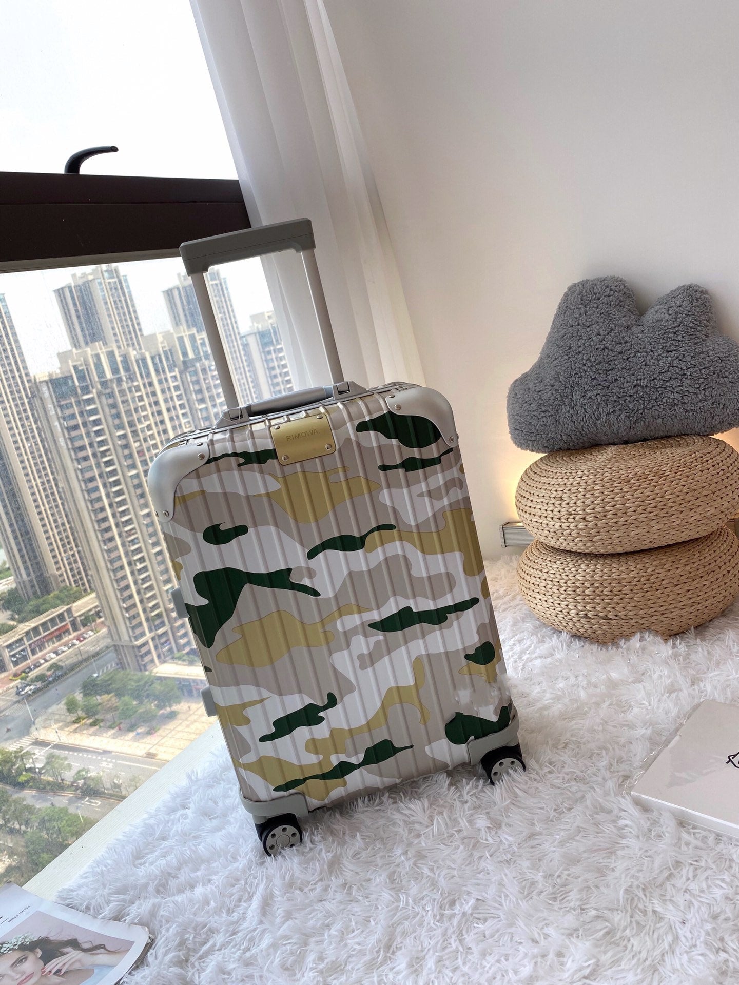 Yellow and Green Camouflage Hard Shell Spinner Suitcase